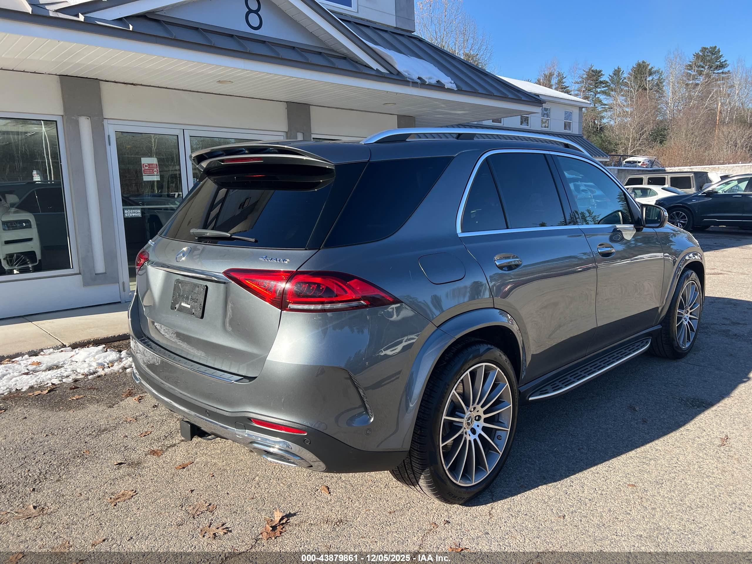 MERCEDES-BENZ GLE image 4
