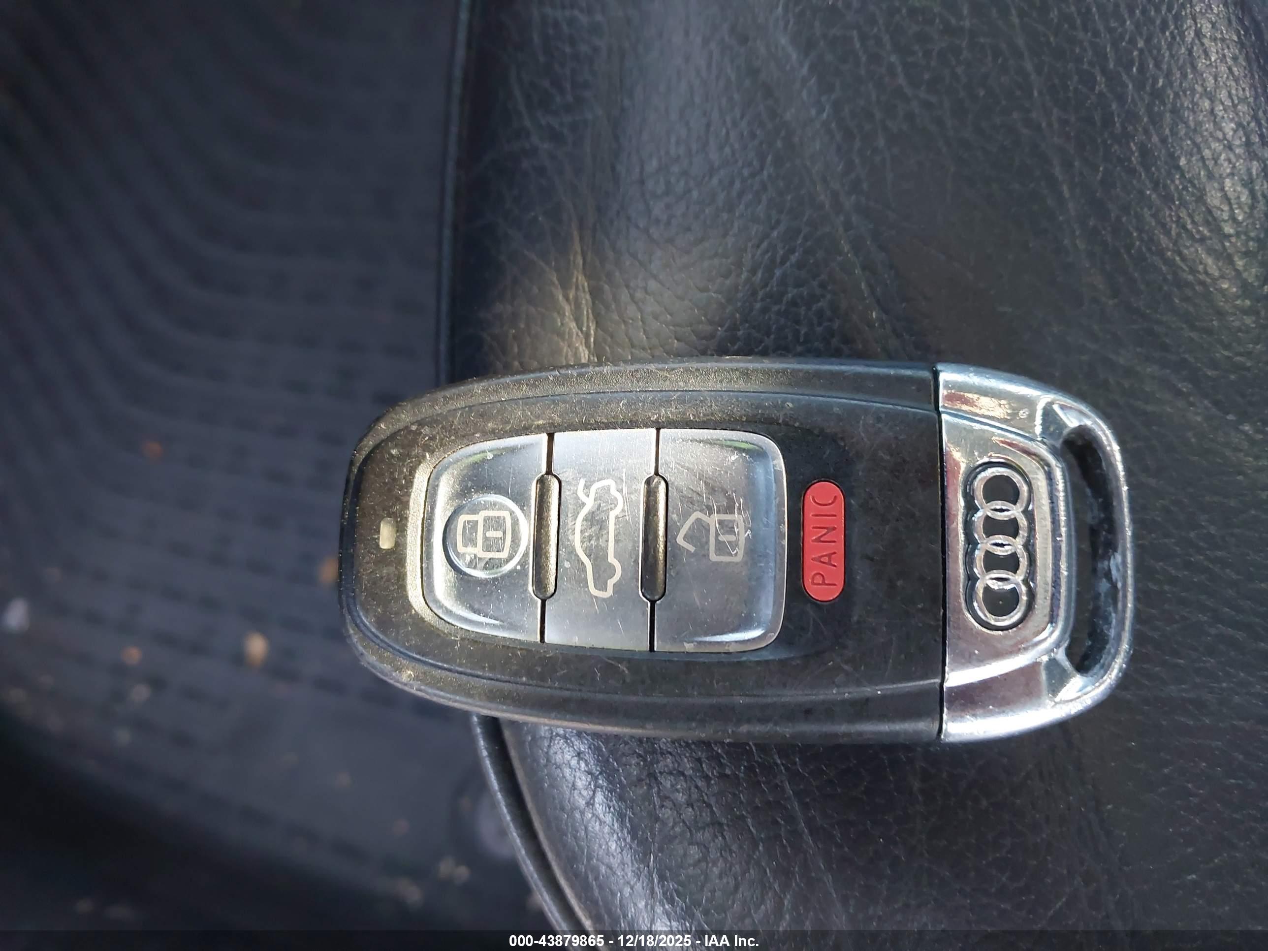 AUDI A4 image 11