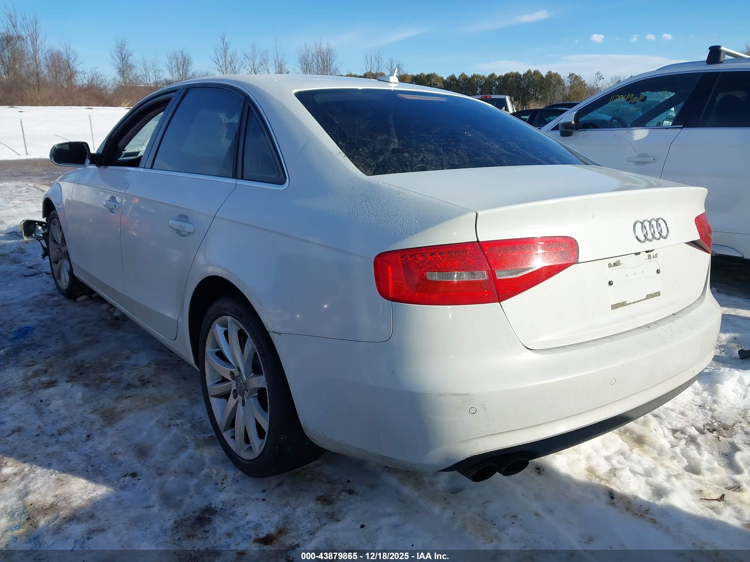 AUDI A4 image 3