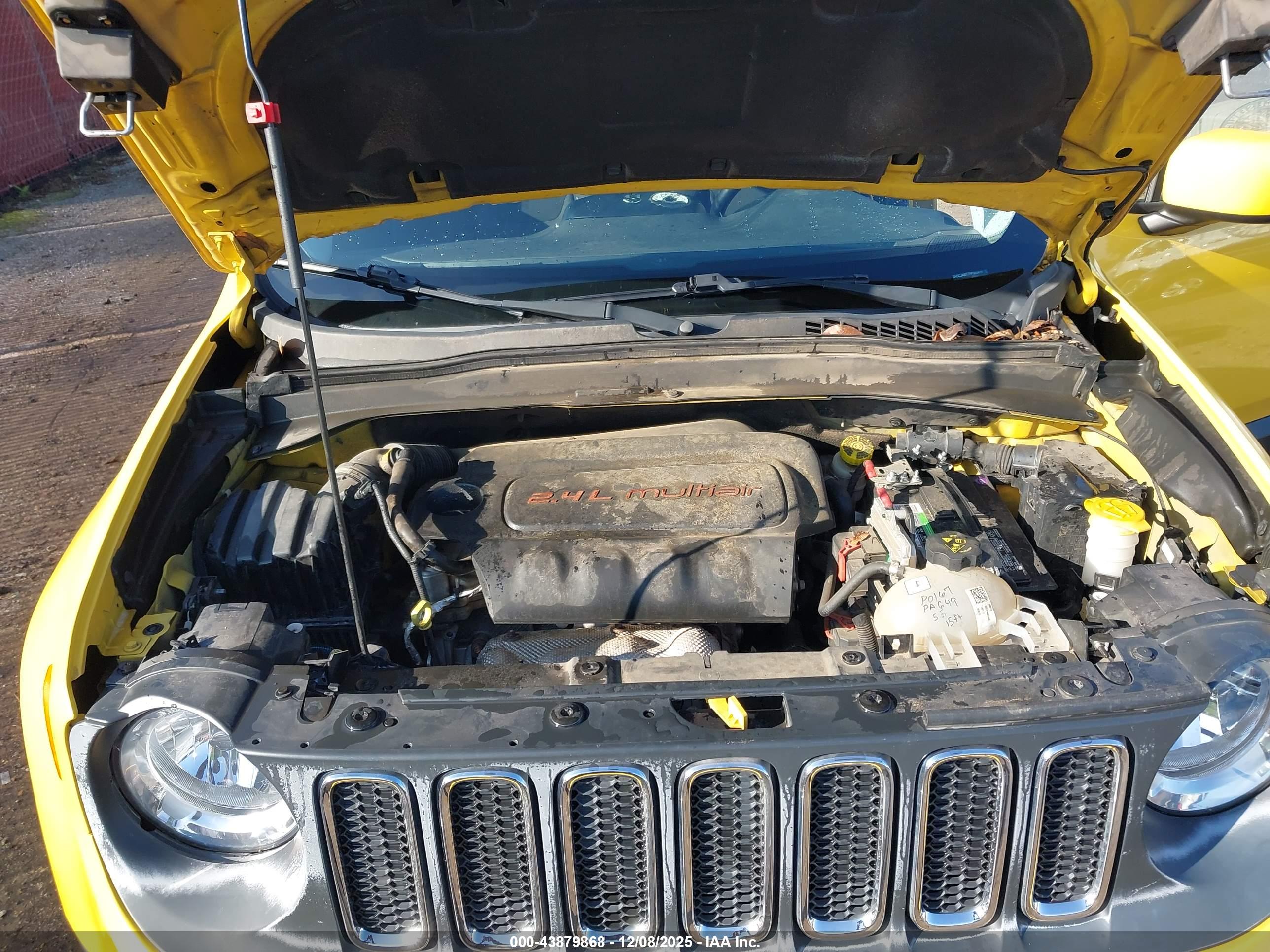 JEEP RENEGADE image 10