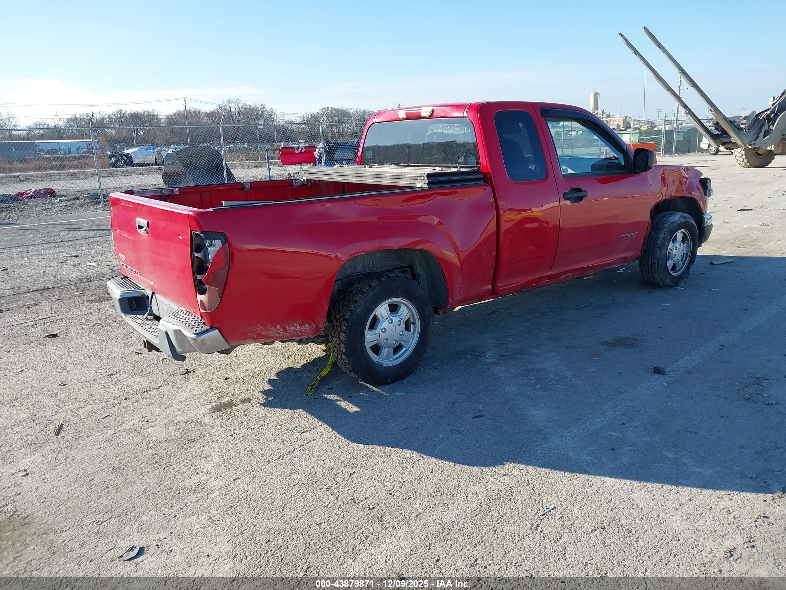 CHEVROLET COLORADO image 4