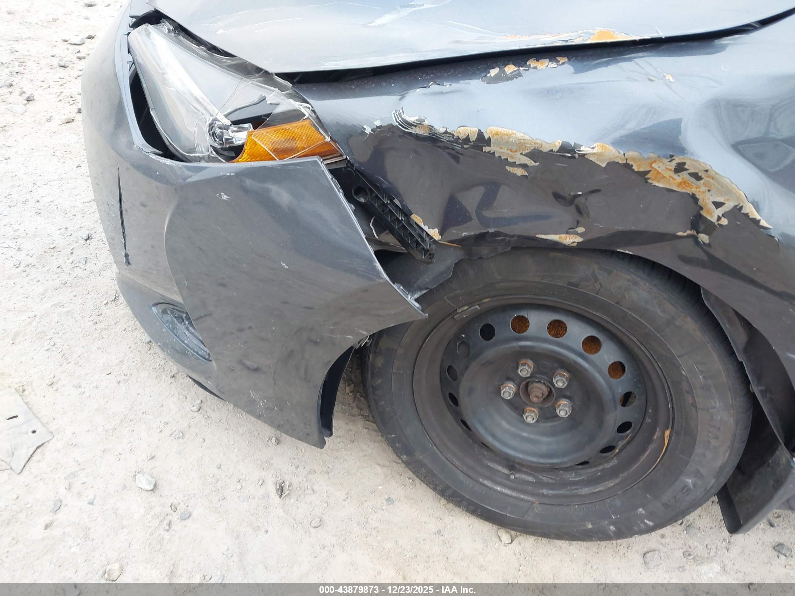 TOYOTA COROLLA image 6
