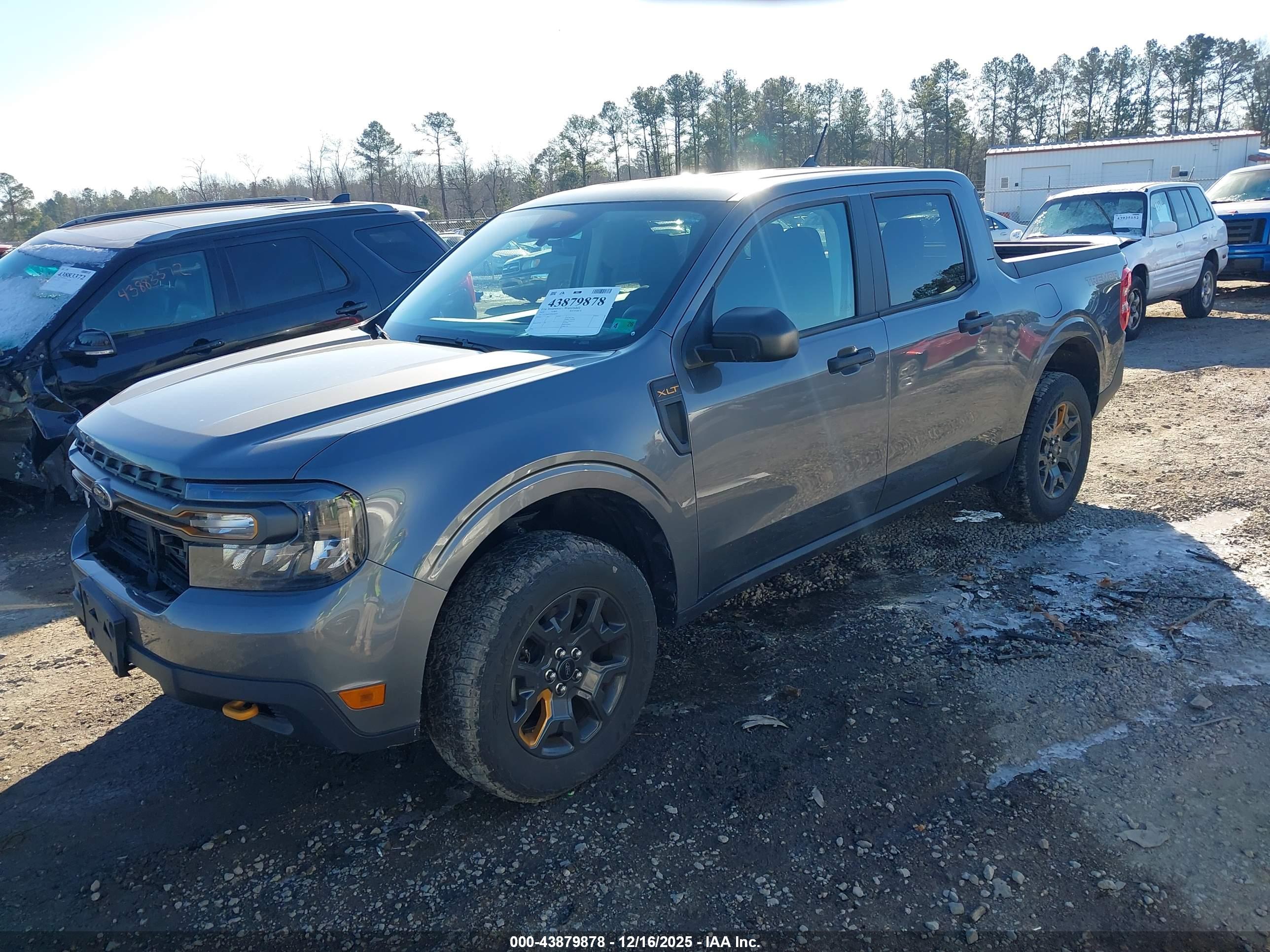 FORD MAVERICK image 2