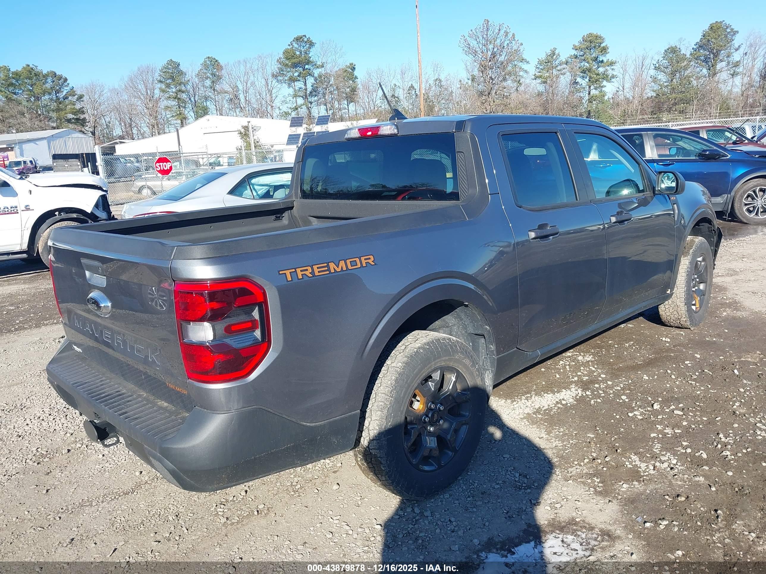 FORD MAVERICK image 4