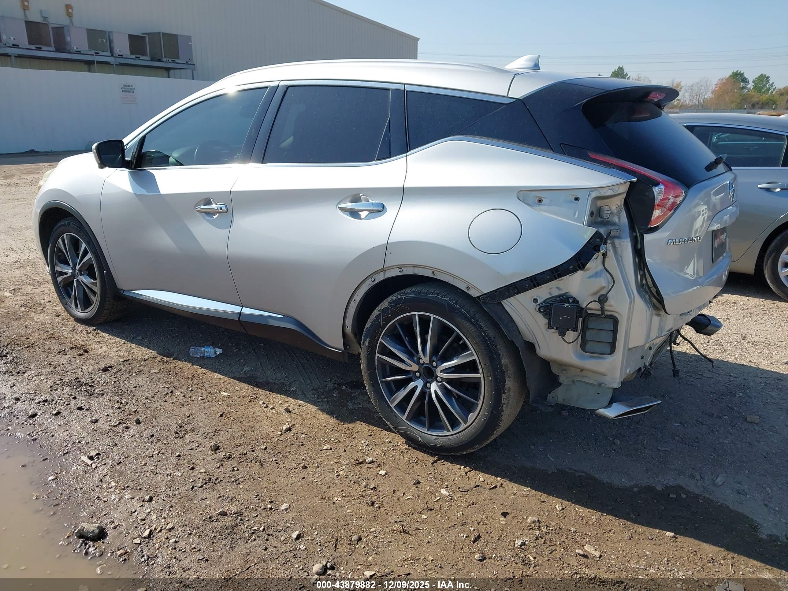 NISSAN MURANO image 3