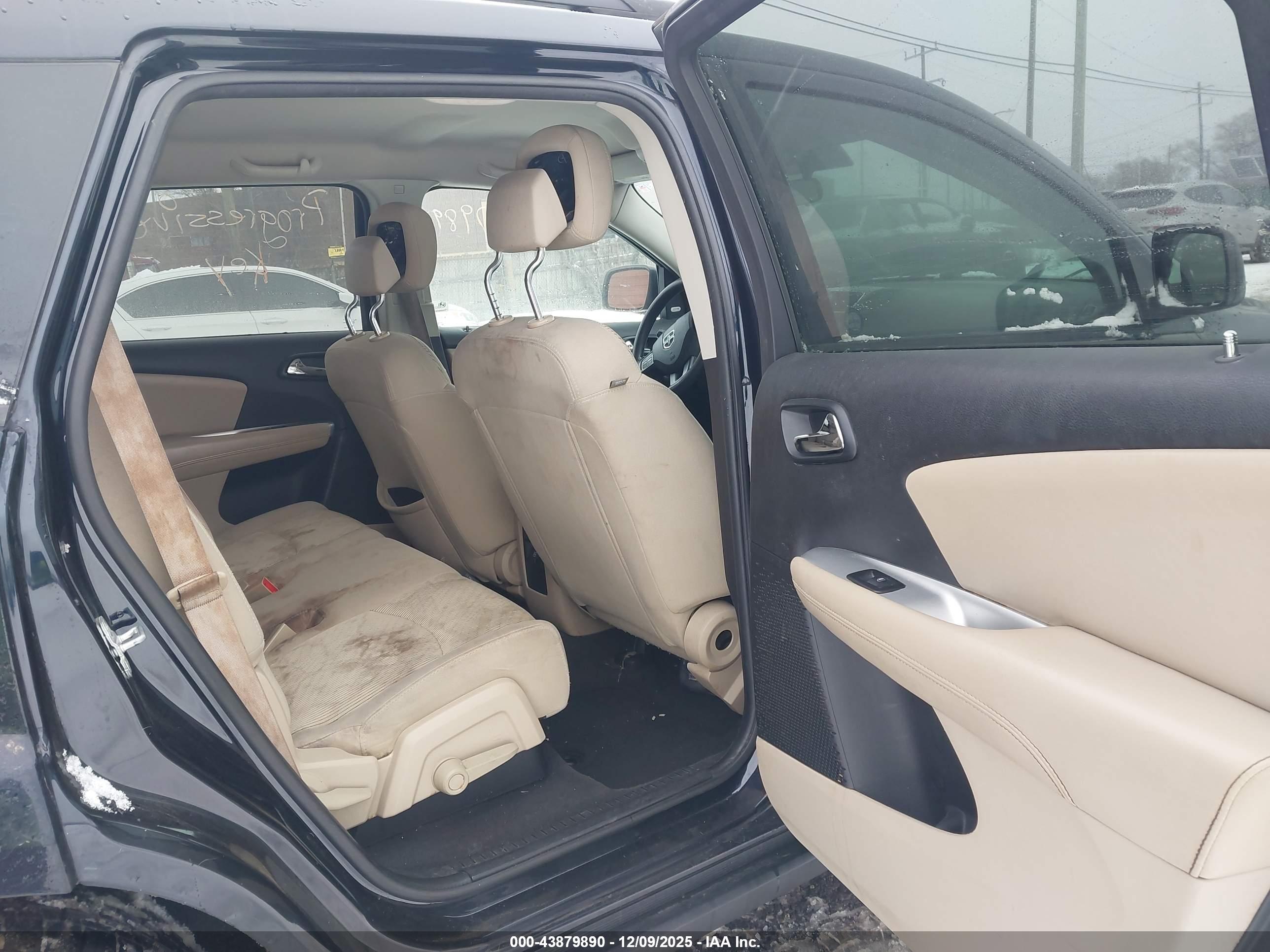 DODGE JOURNEY image 8