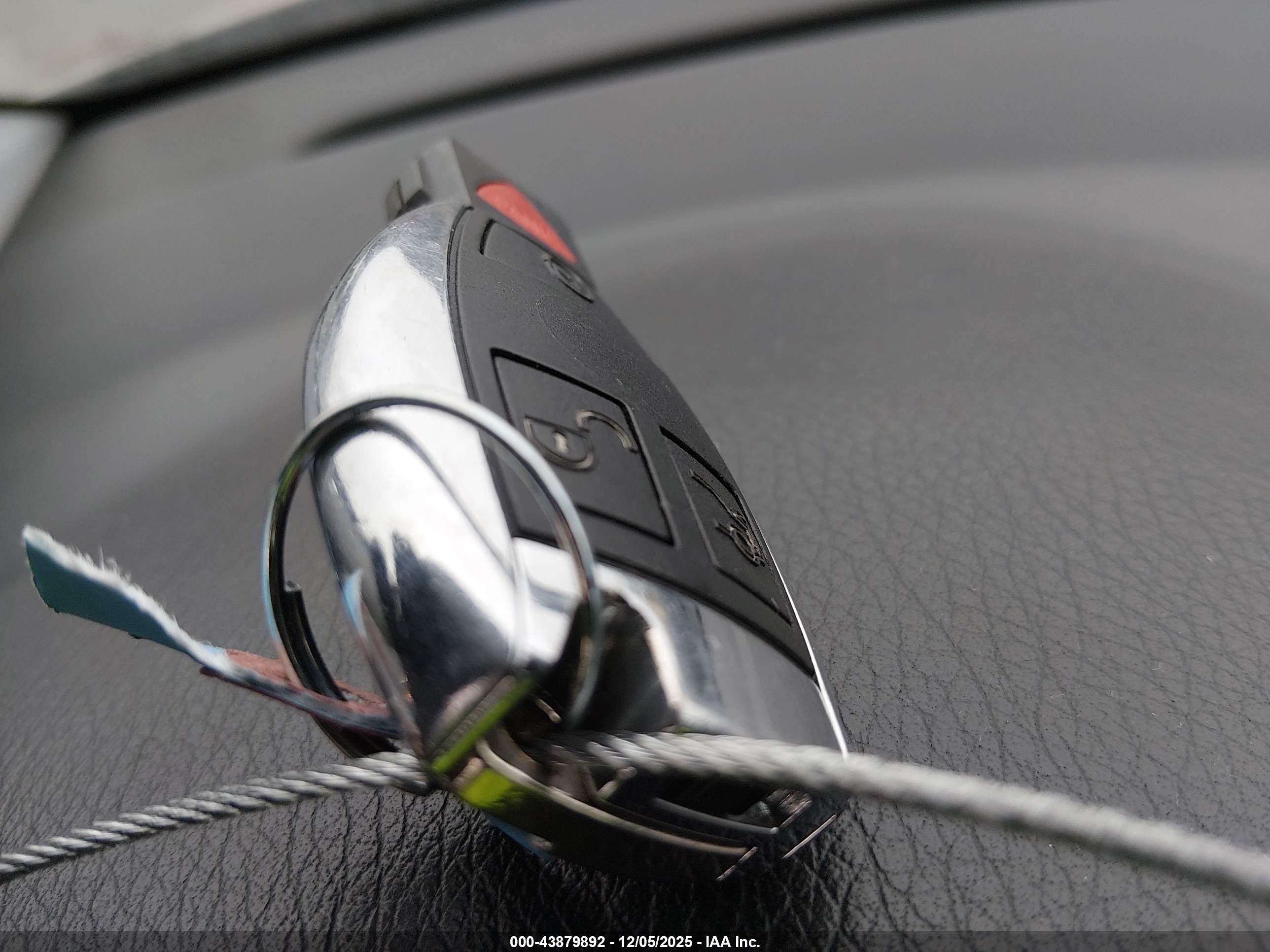 MERCEDES-BENZ C image 11