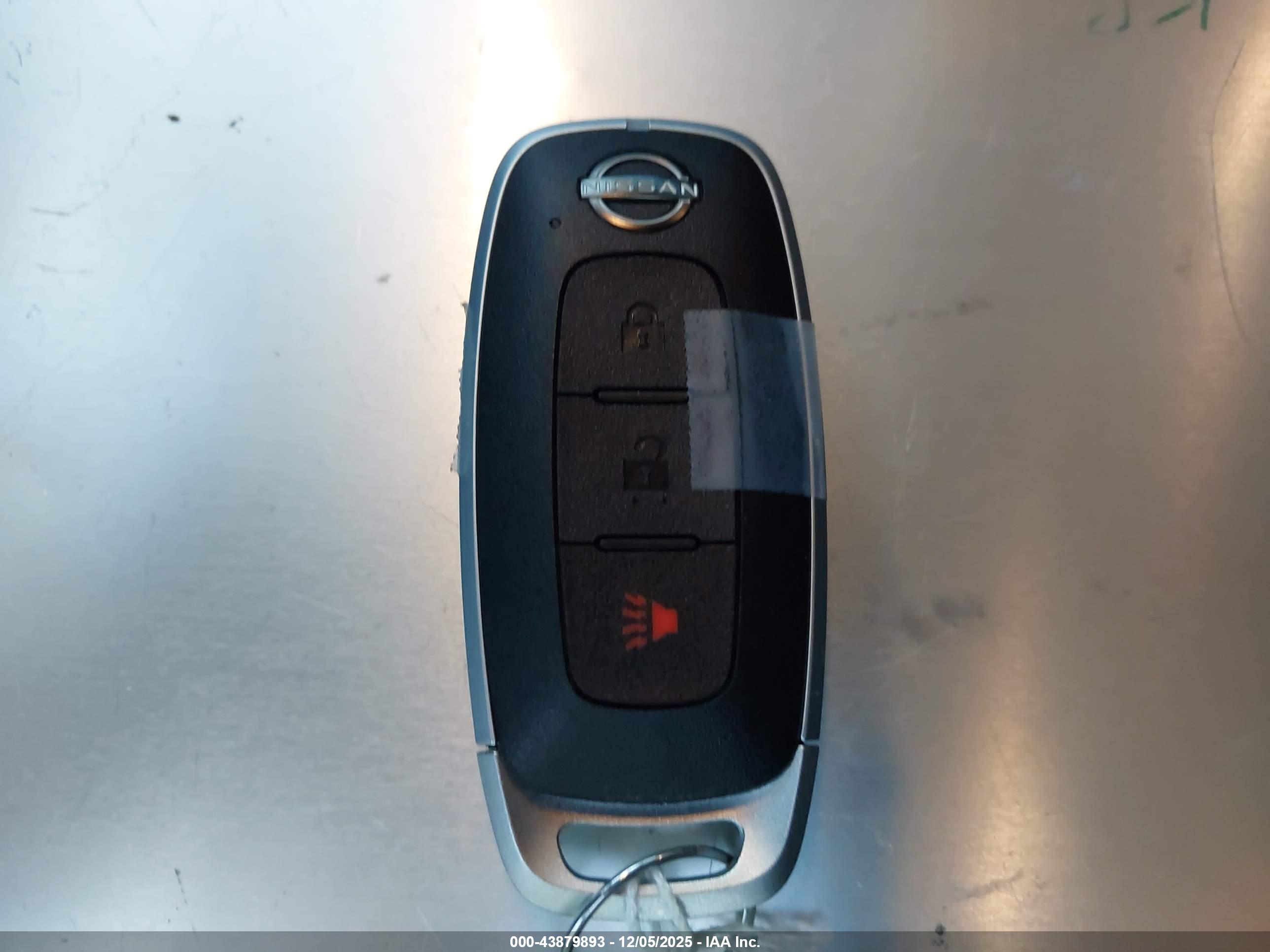 NISSAN PATHFINDER image 11