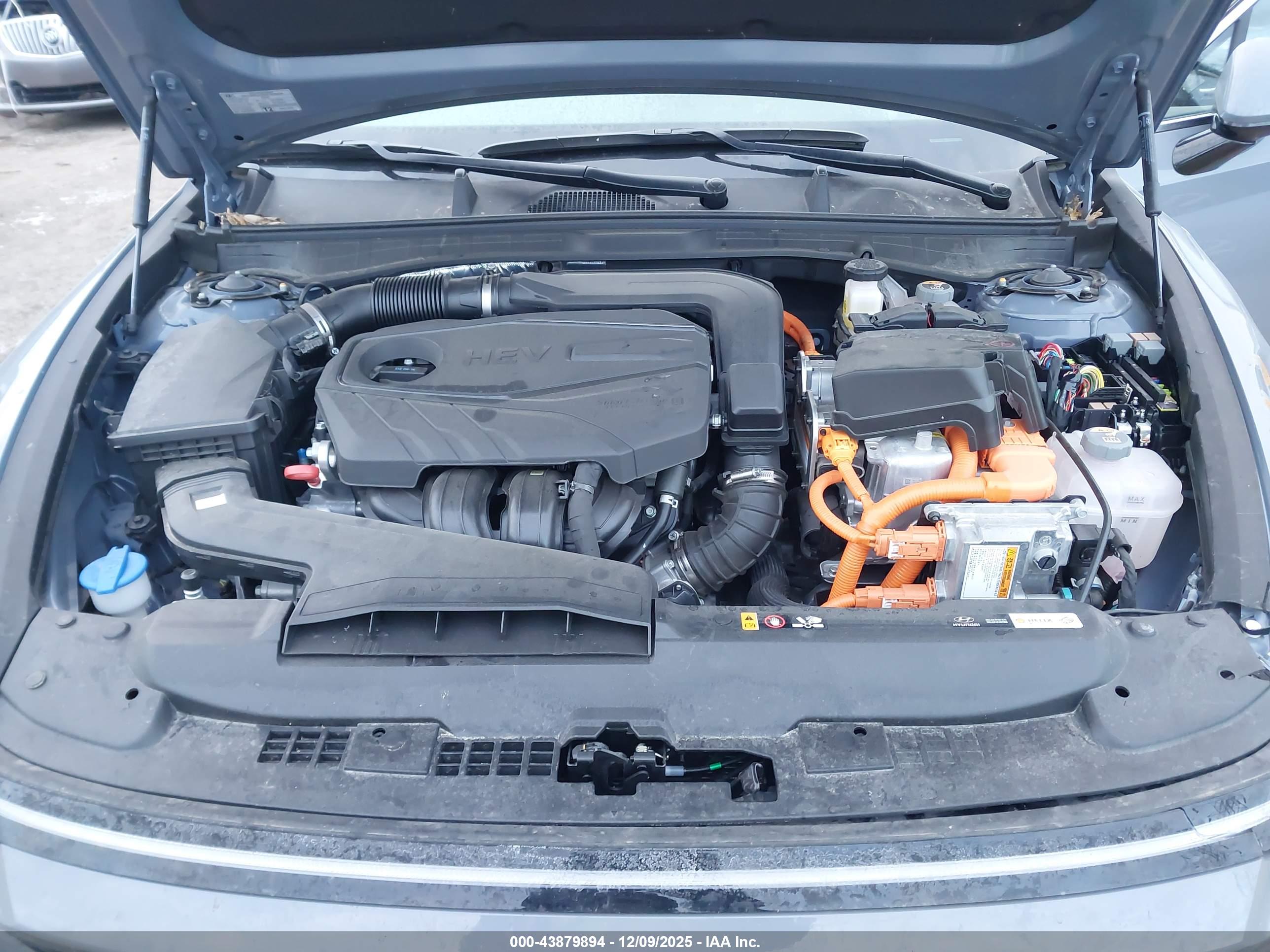 HYUNDAI SONATA image 10