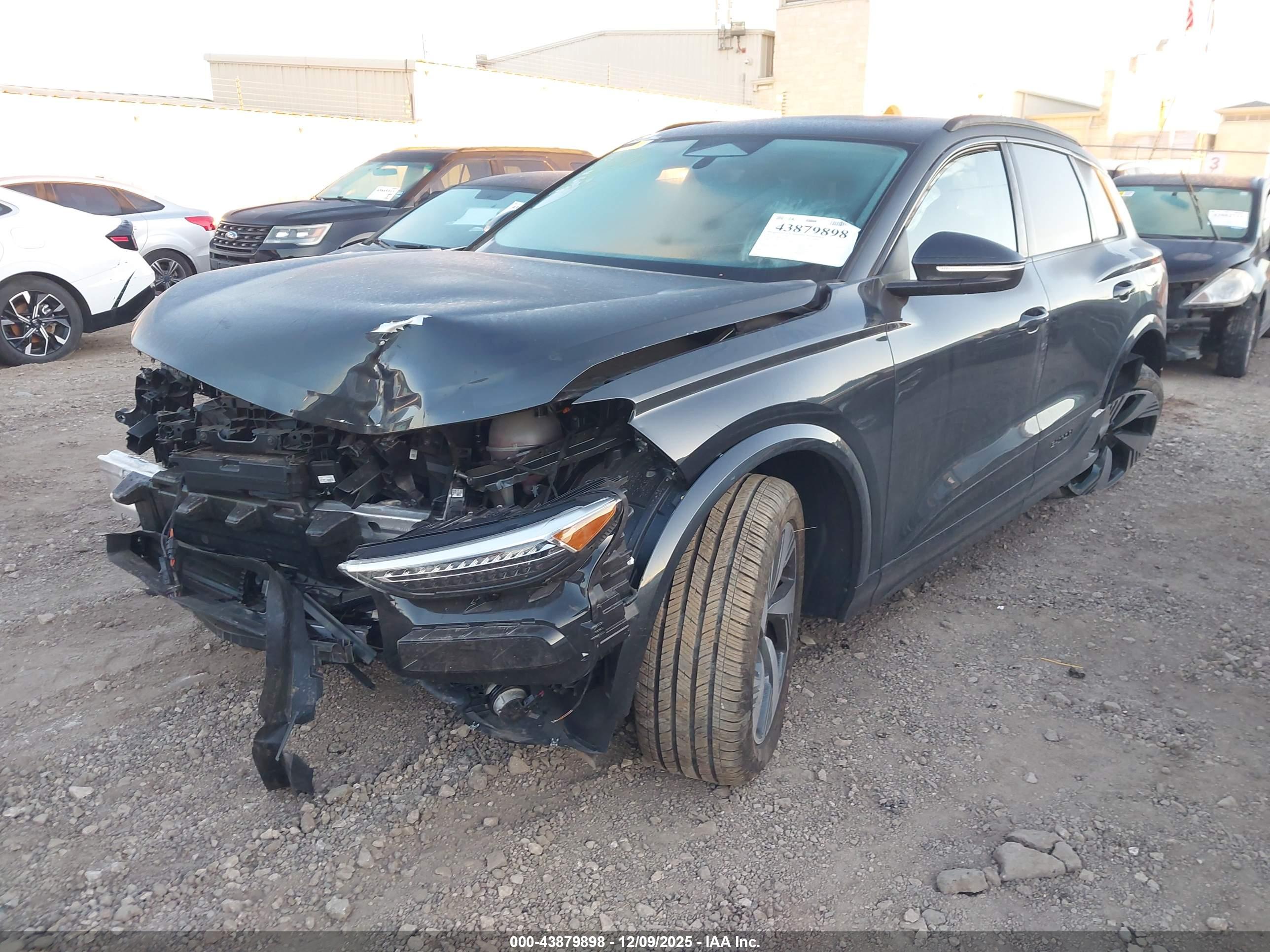 AUDI Q6 image 2