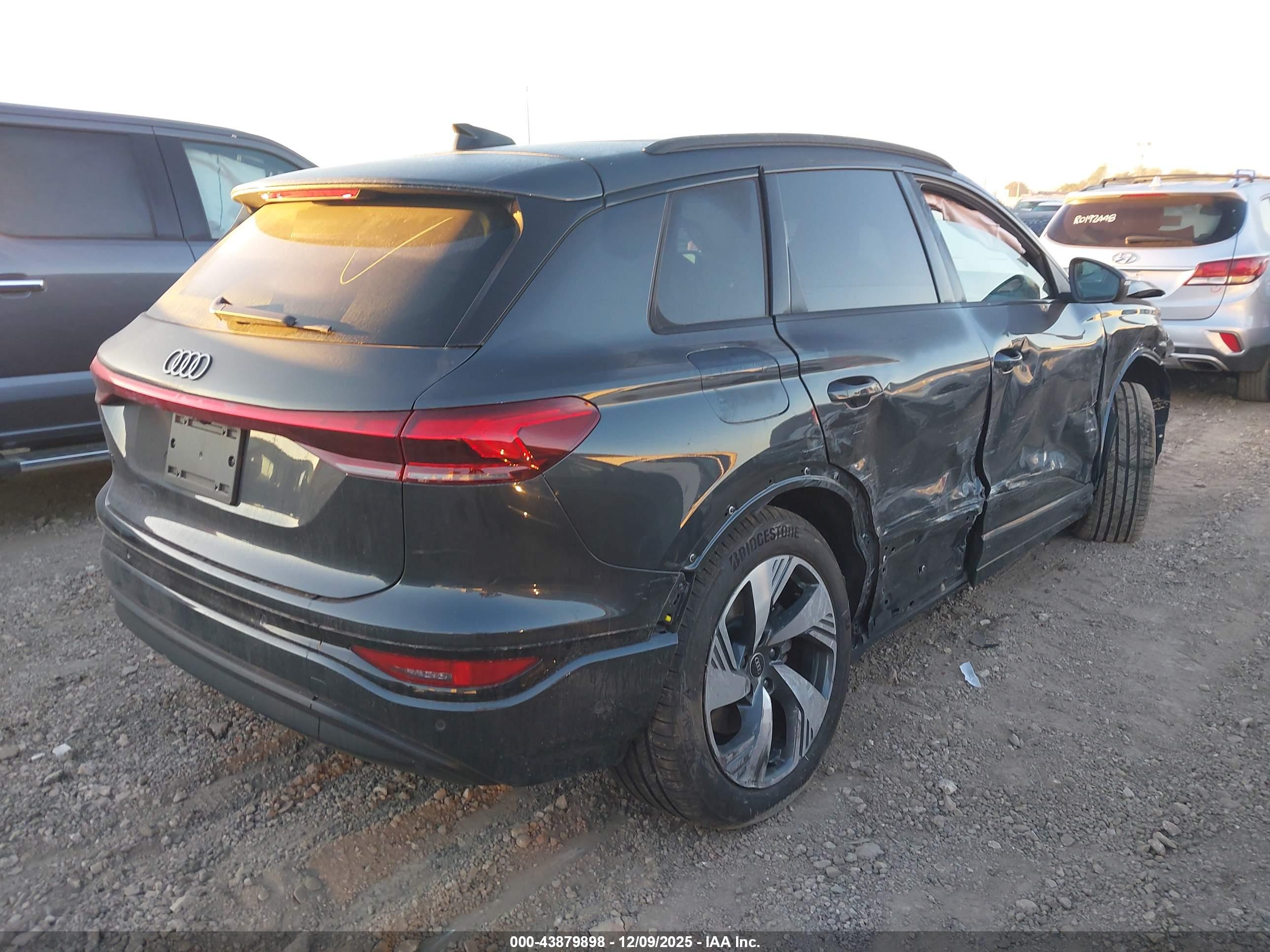 AUDI Q6 image 4