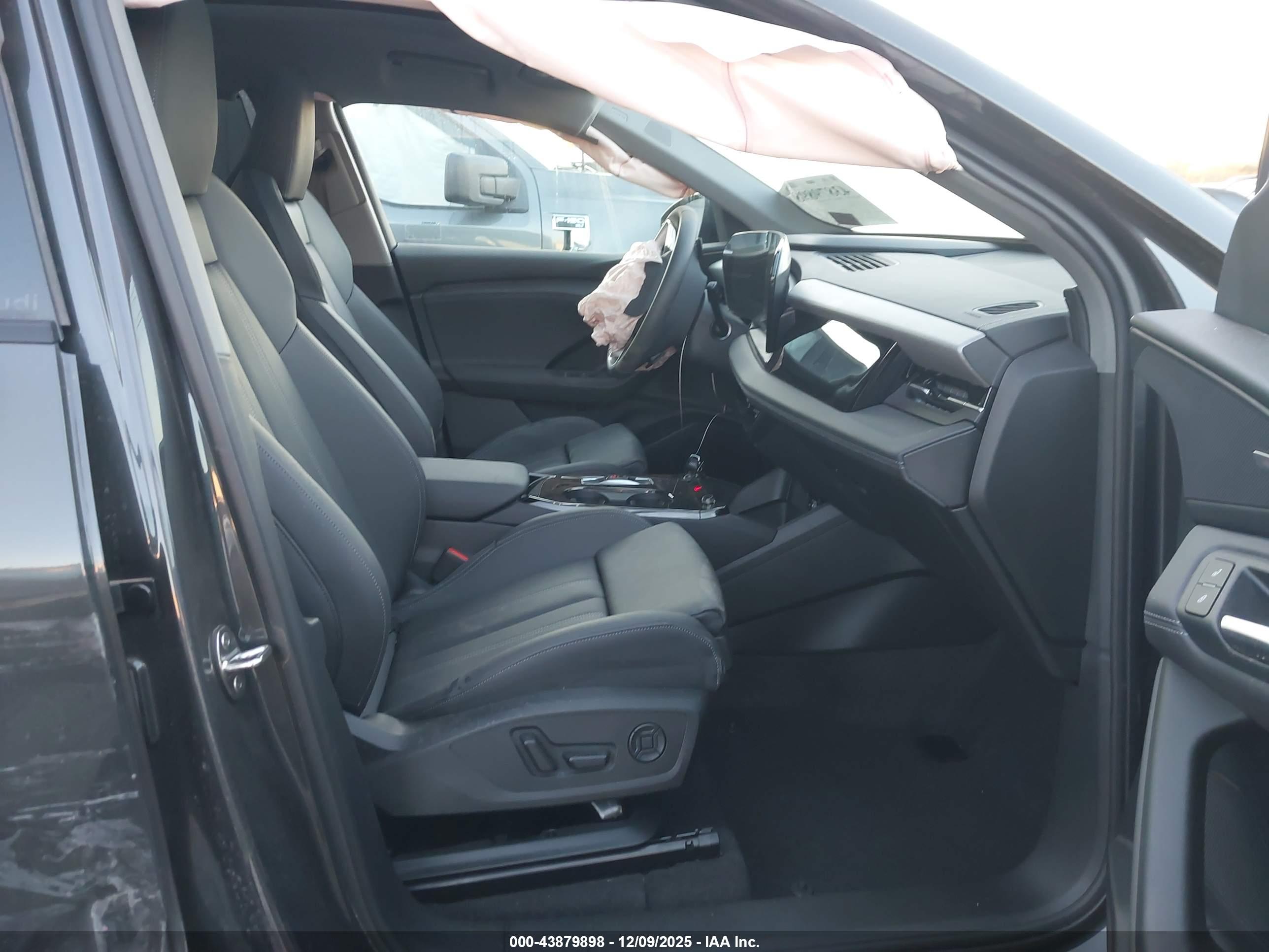 AUDI Q6 image 5