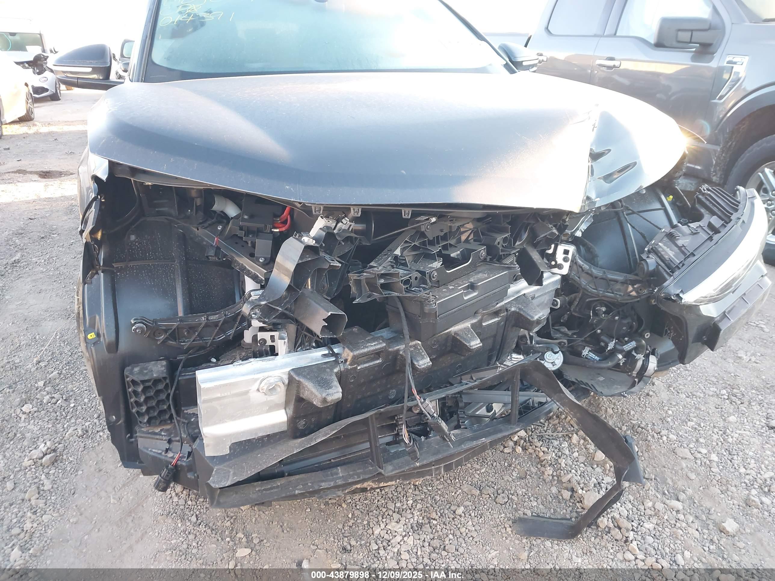 AUDI Q6 image 6