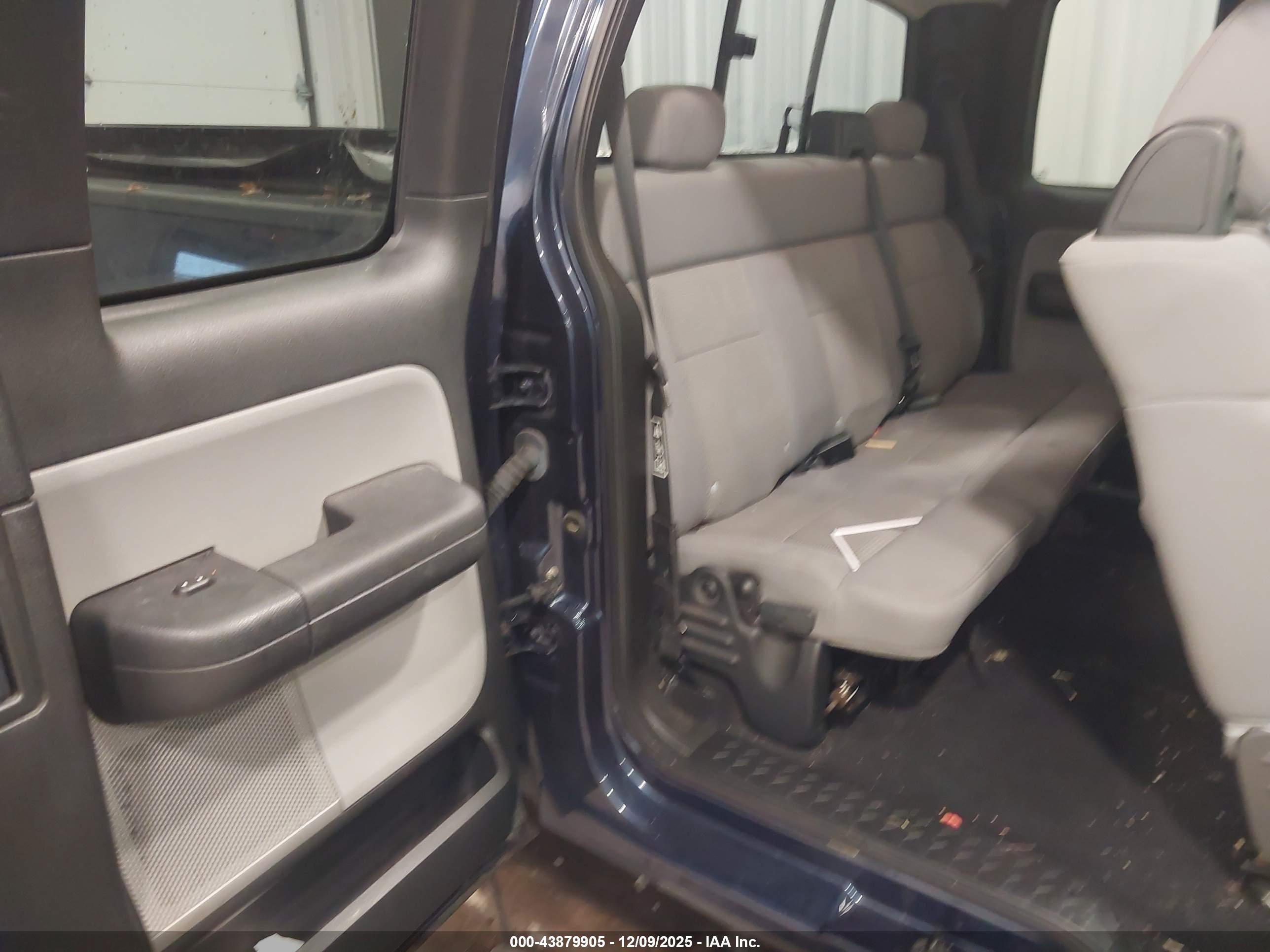 FORD F-150 image 8