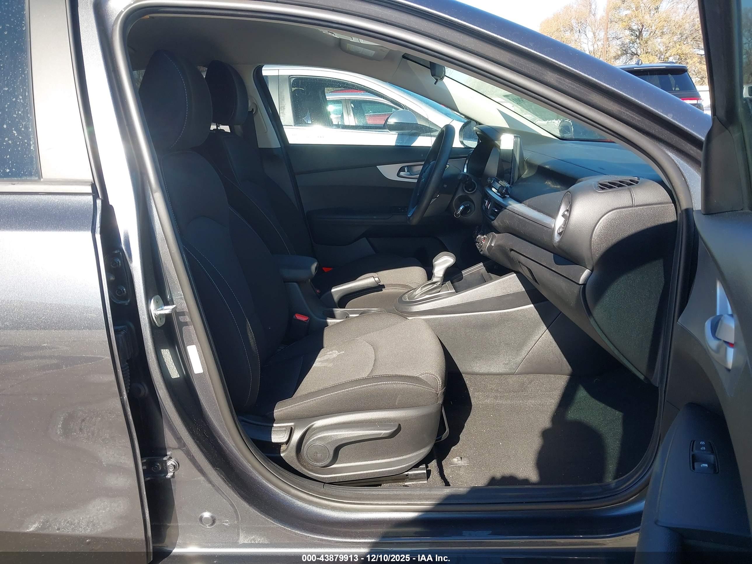 KIA FORTE image 5