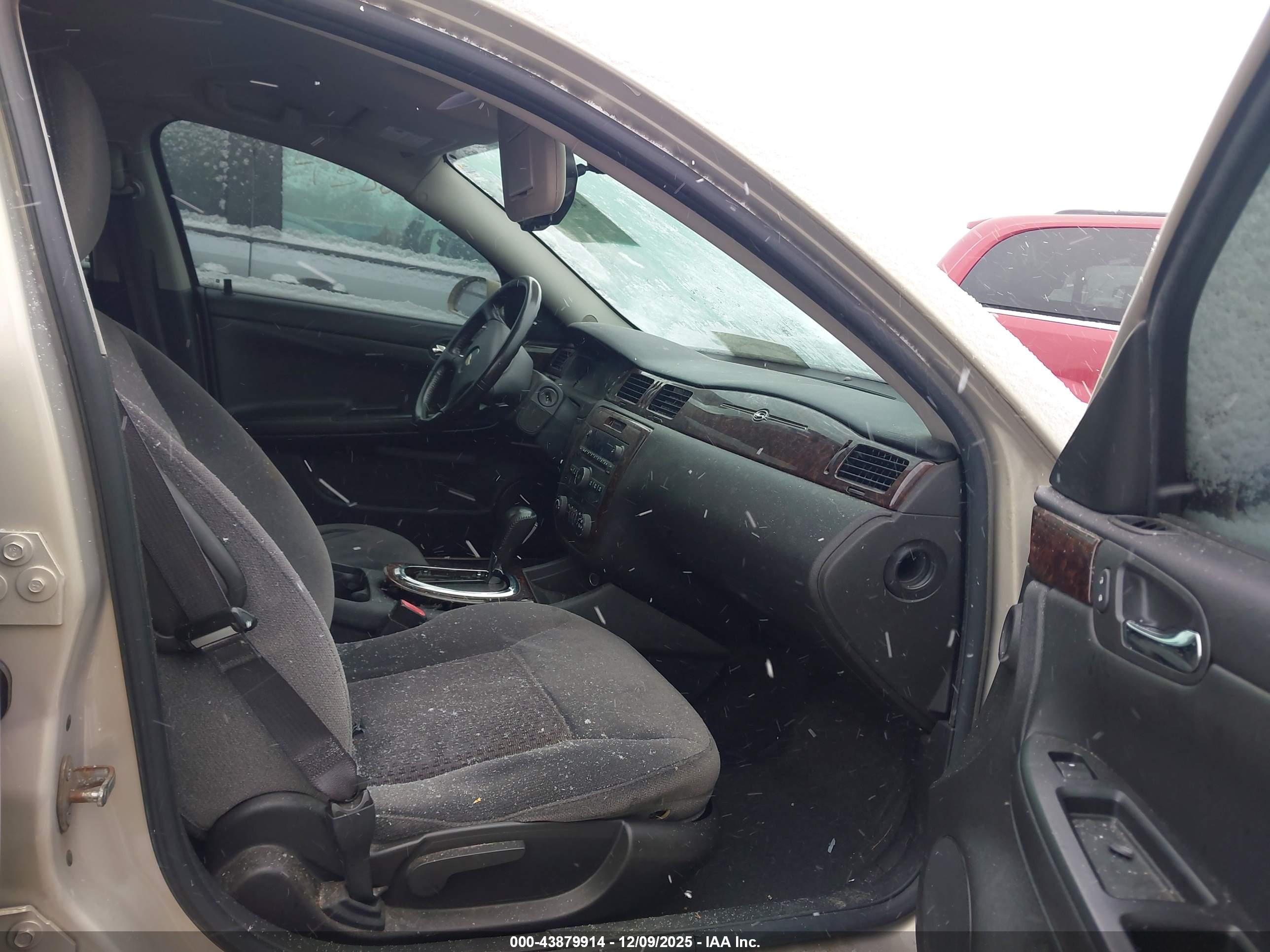 CHEVROLET IMPALA image 5