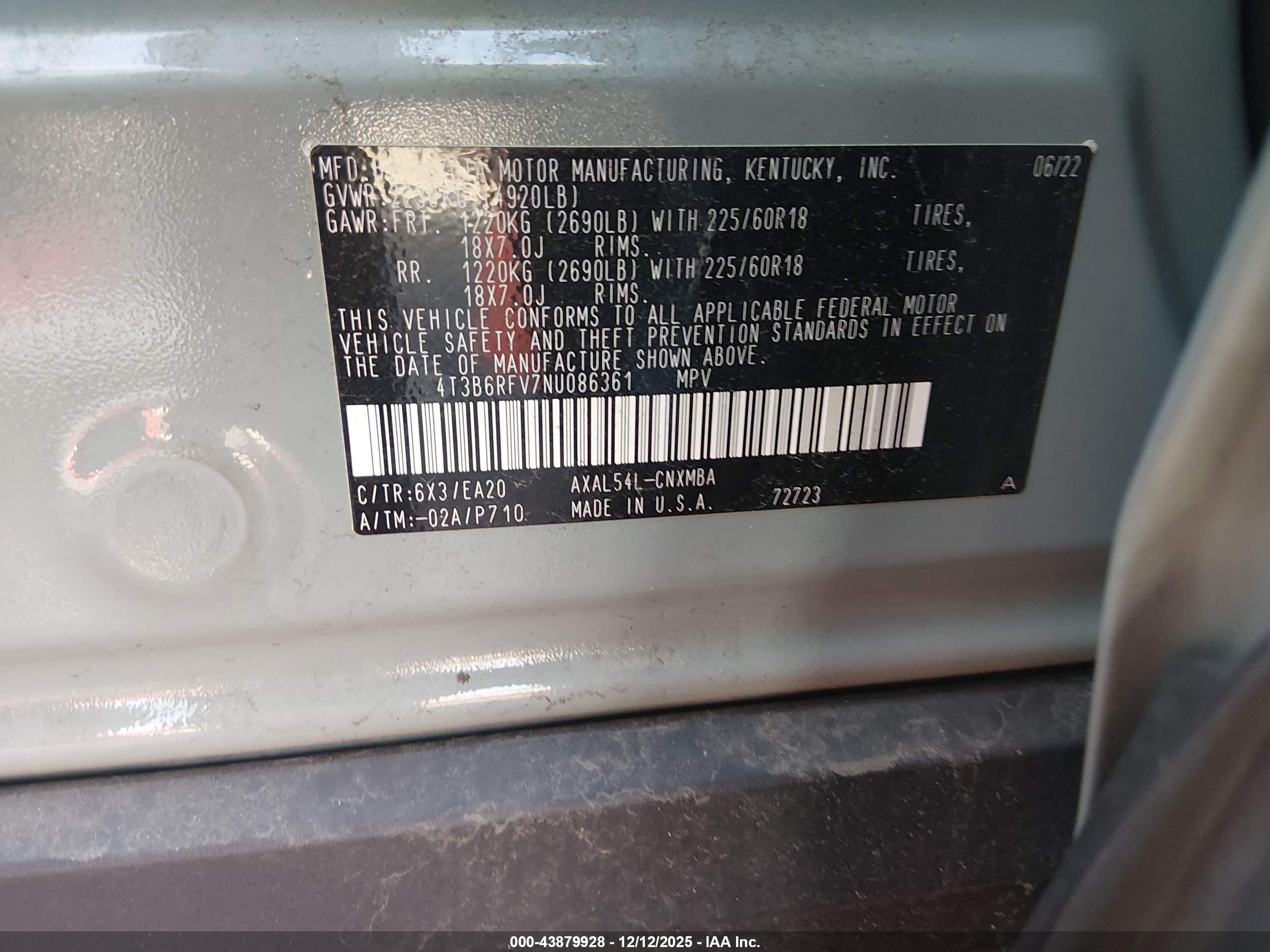 TOYOTA RAV4 image 9