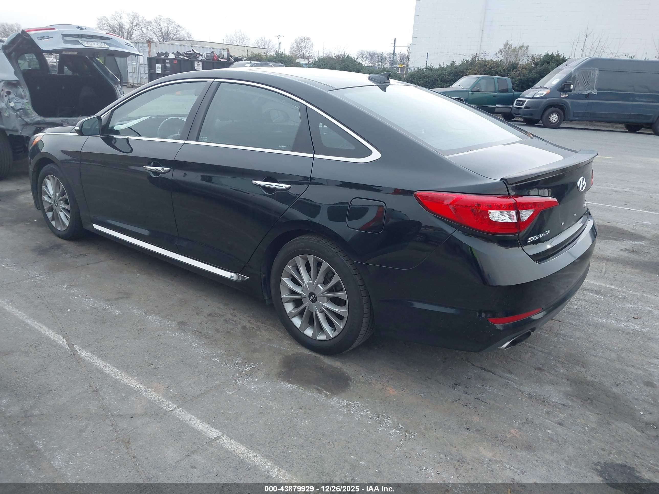 HYUNDAI SONATA image 3