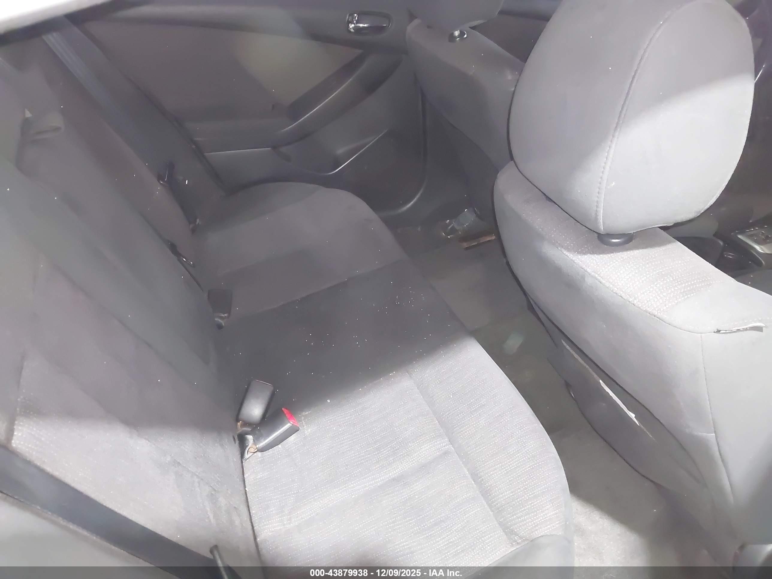 NISSAN ALTIMA image 8
