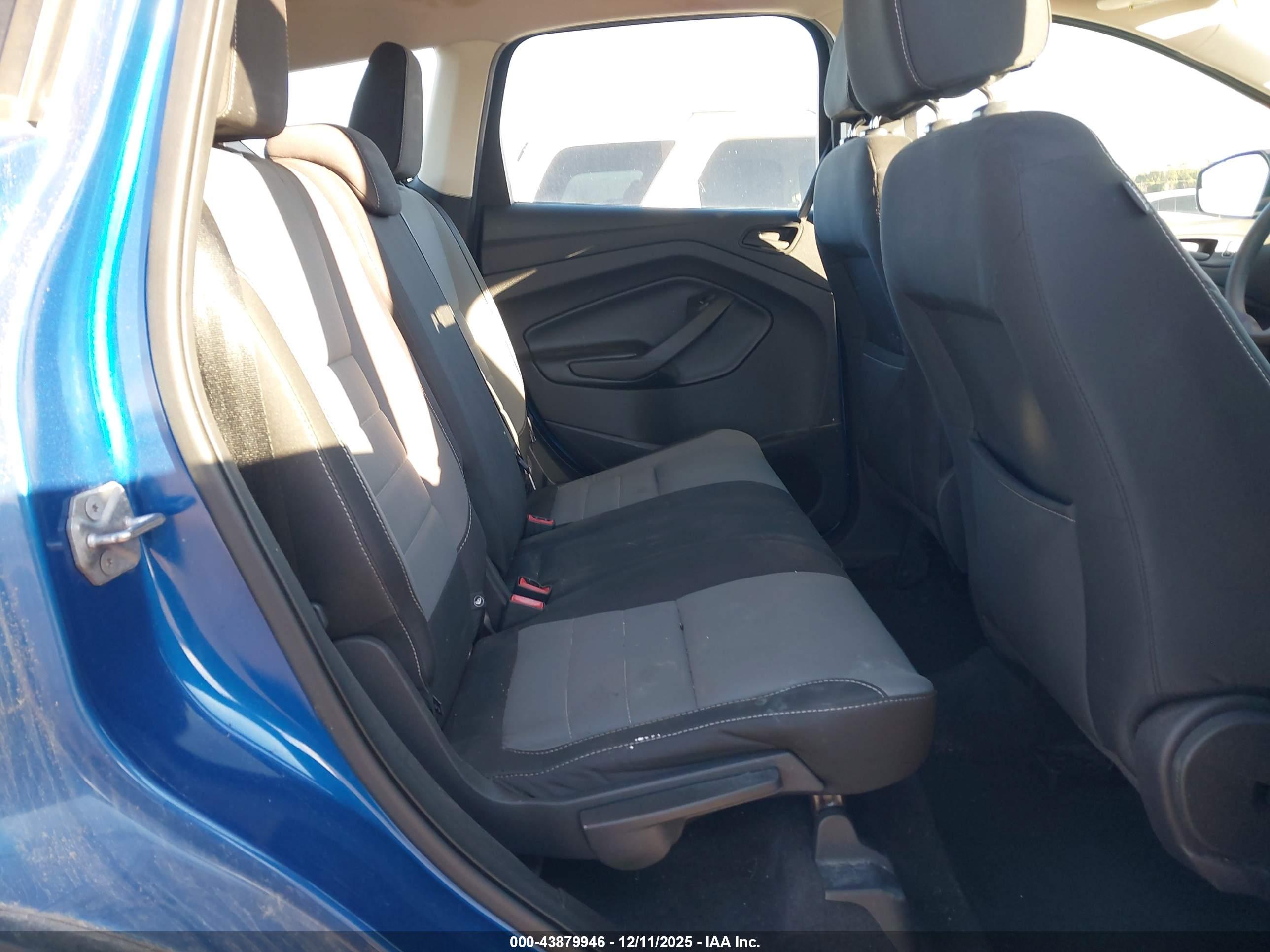 FORD ESCAPE image 8