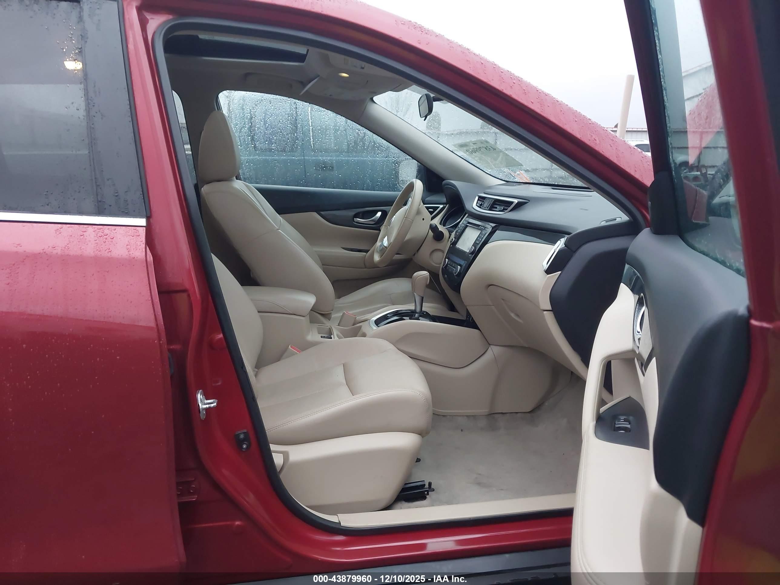 NISSAN ROGUE image 5