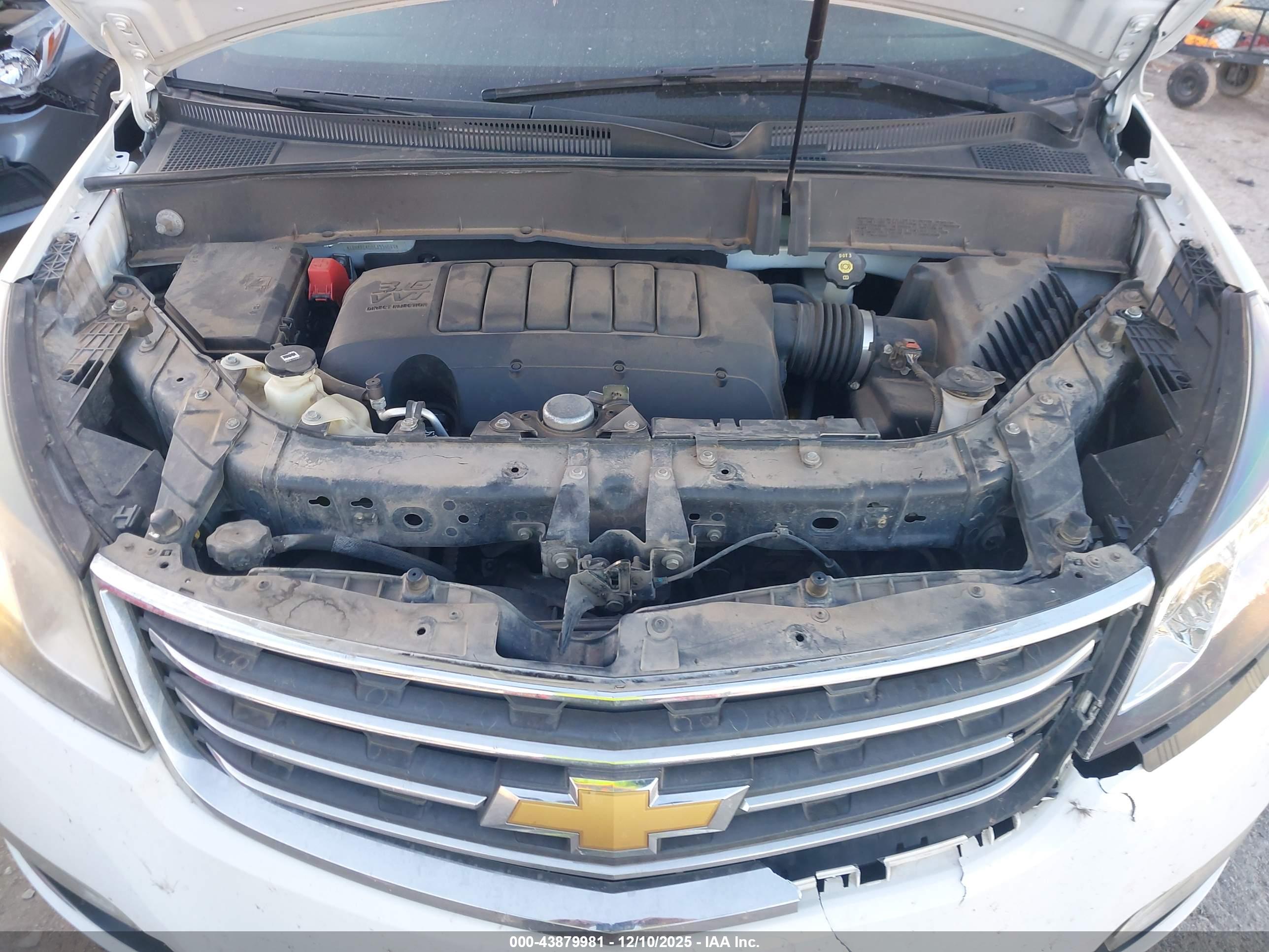 CHEVROLET TRAVERSE image 10