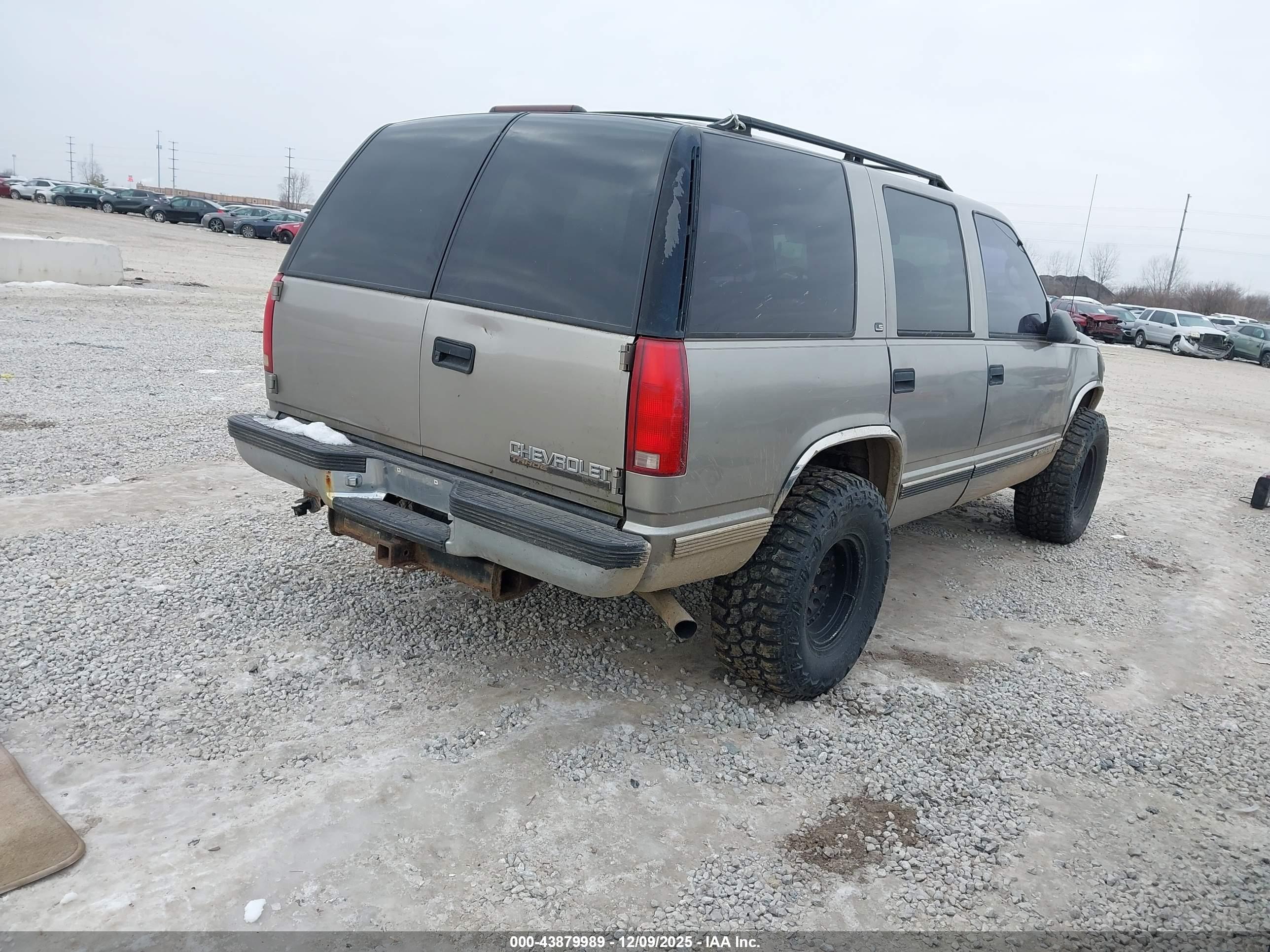 CHEVROLET TAHOE image 4