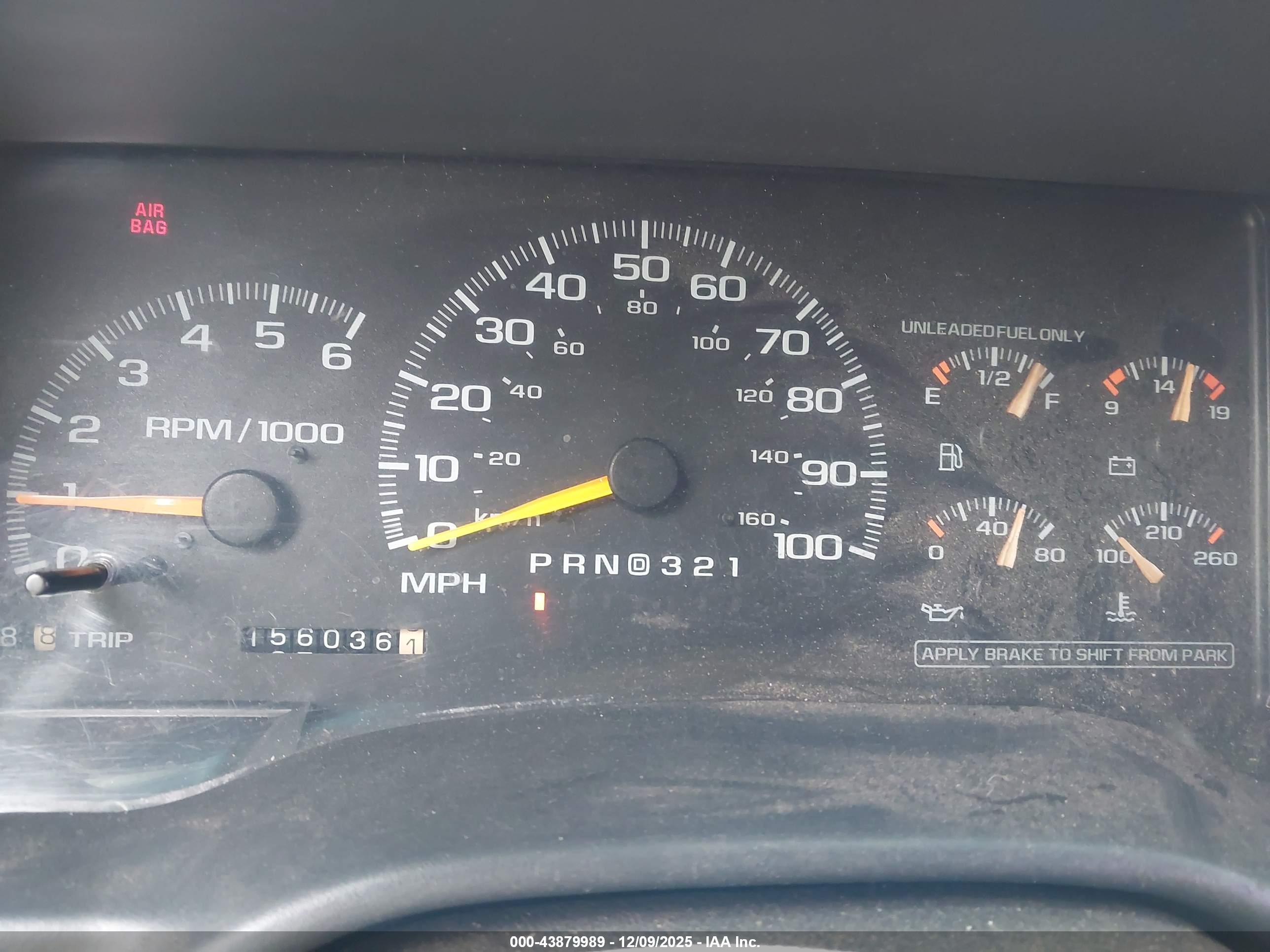 CHEVROLET TAHOE image 7