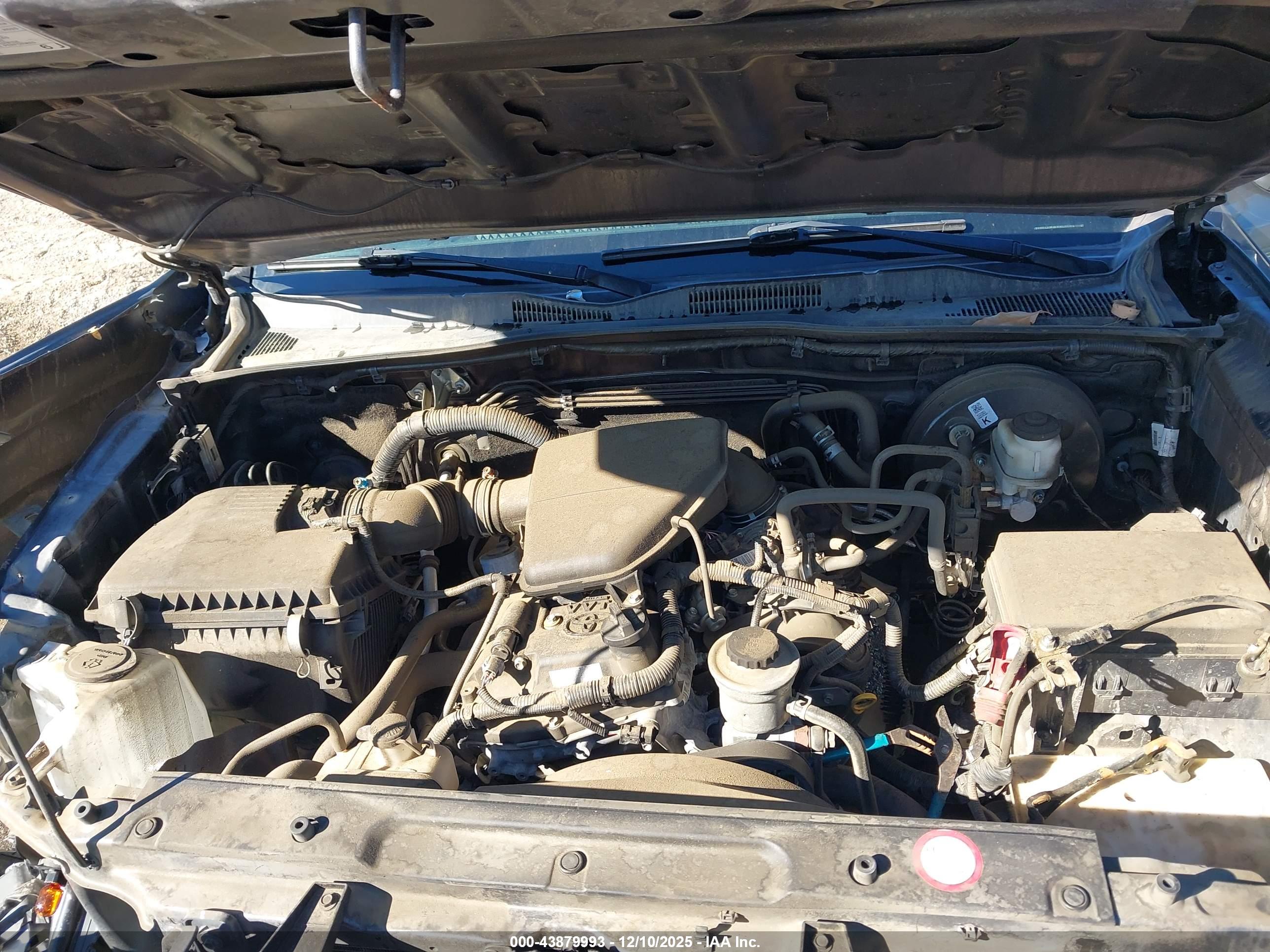 TOYOTA TACOMA image 10