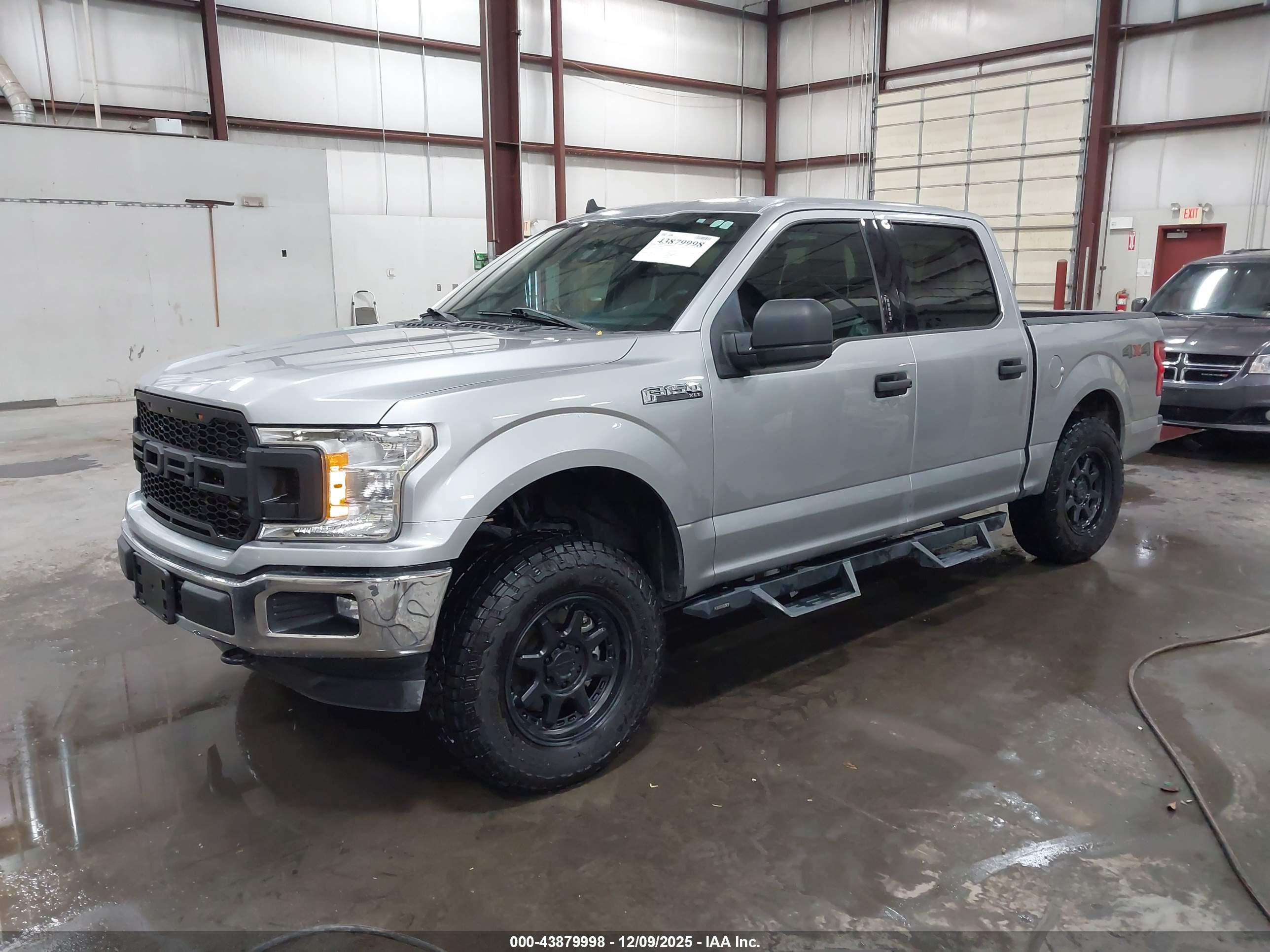 FORD F-150 image 2