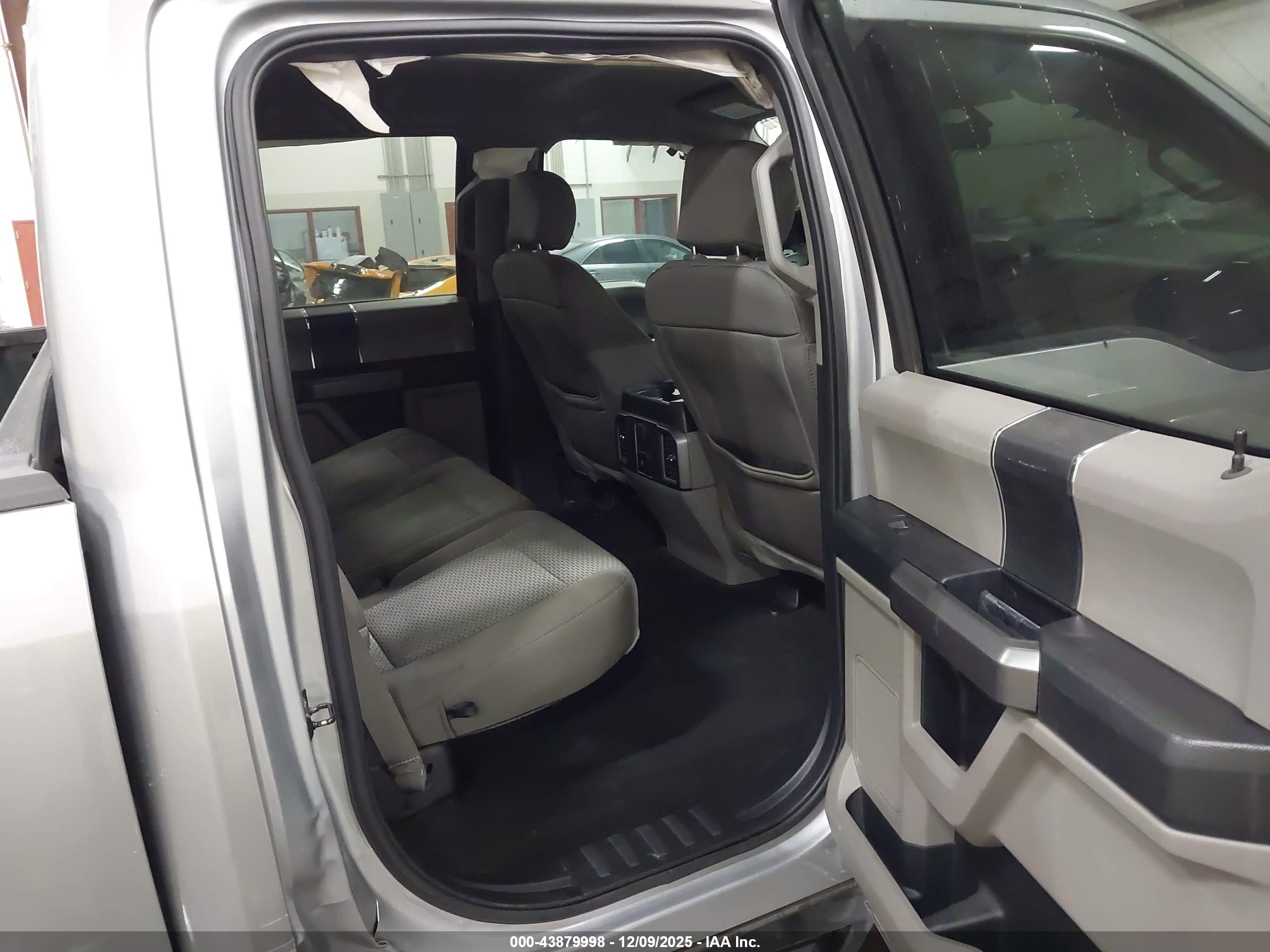 FORD F-150 image 8