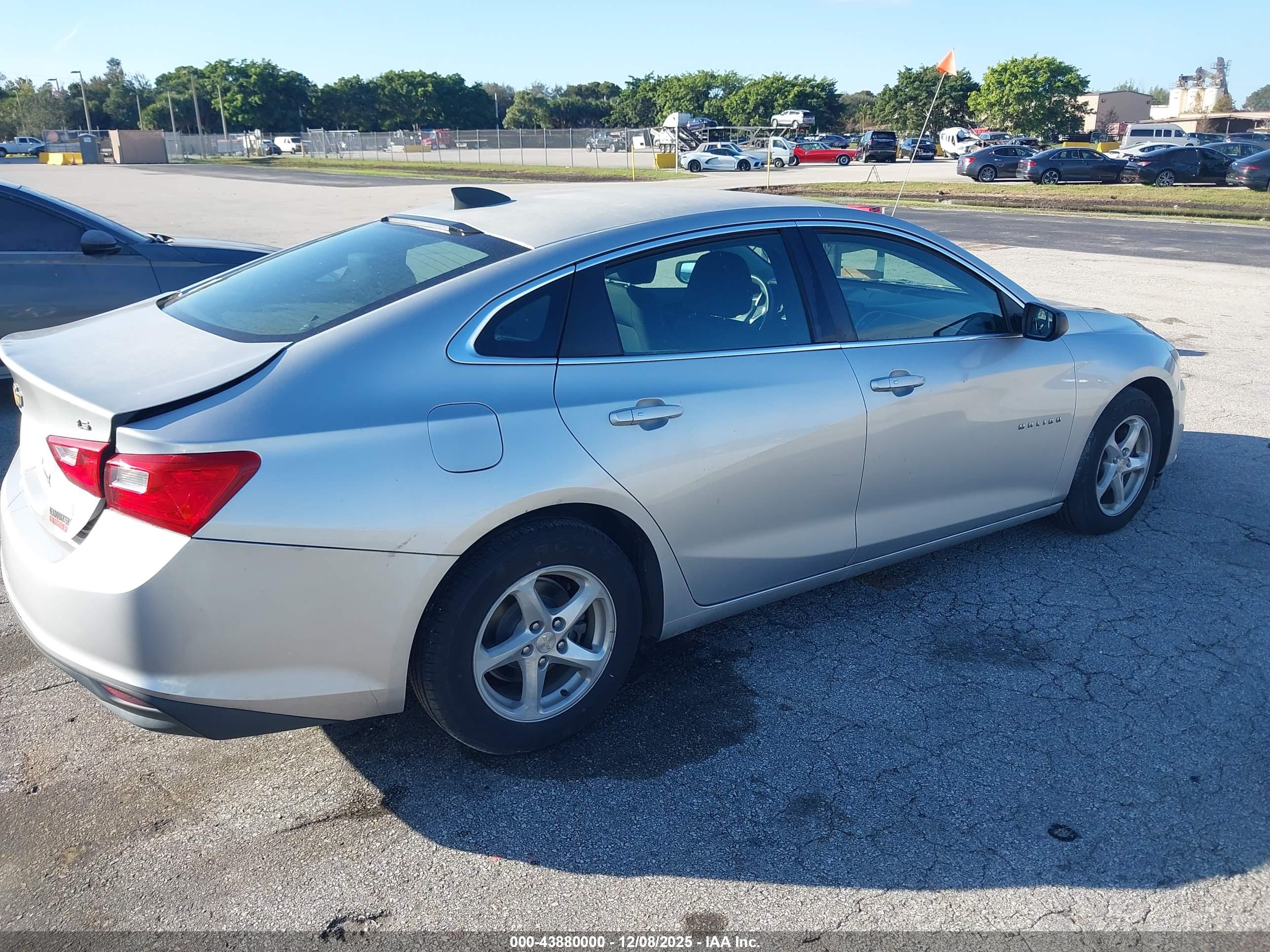 CHEVROLET MALIBU image 4