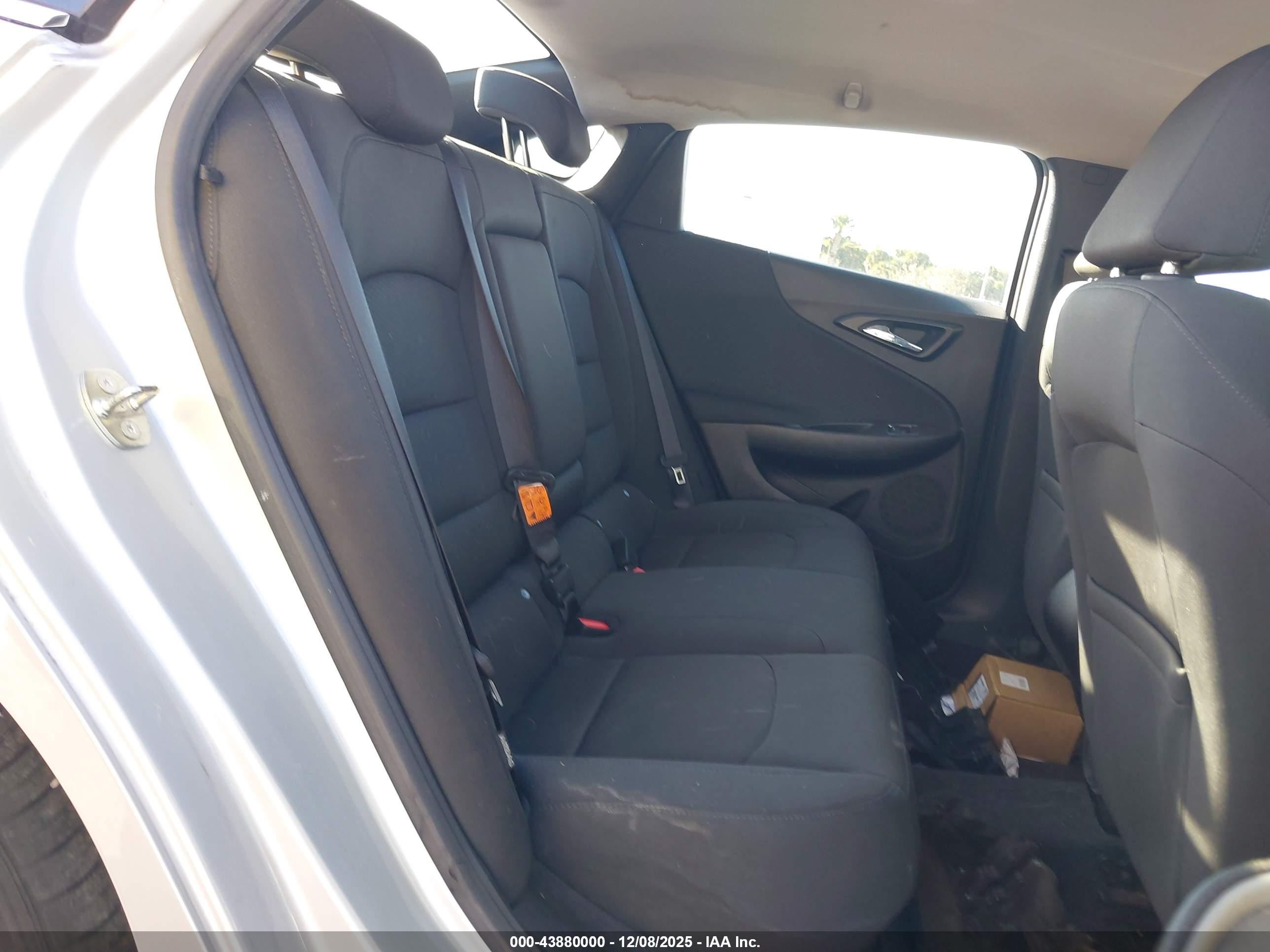 CHEVROLET MALIBU image 8