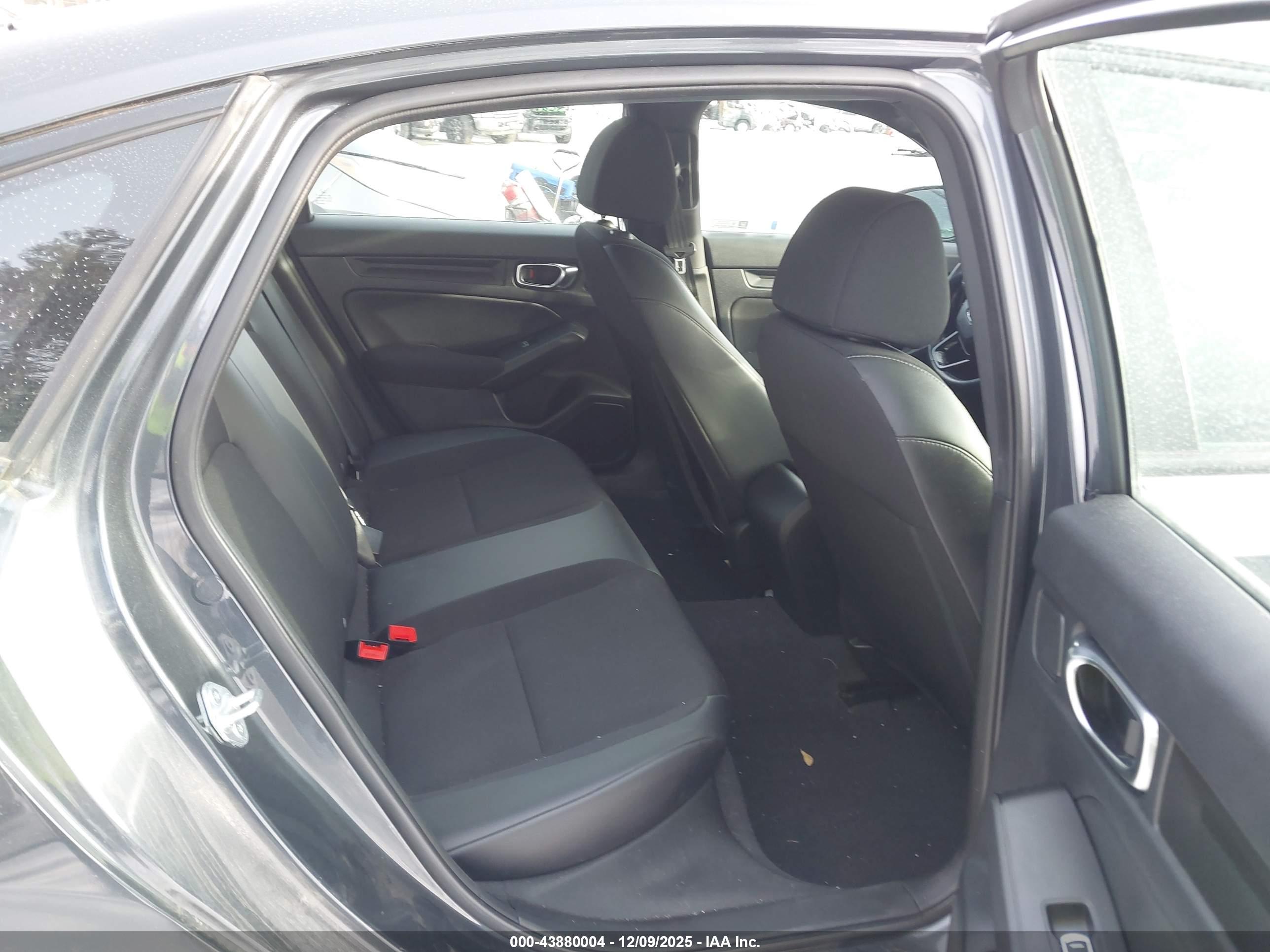 HONDA CIVIC image 8