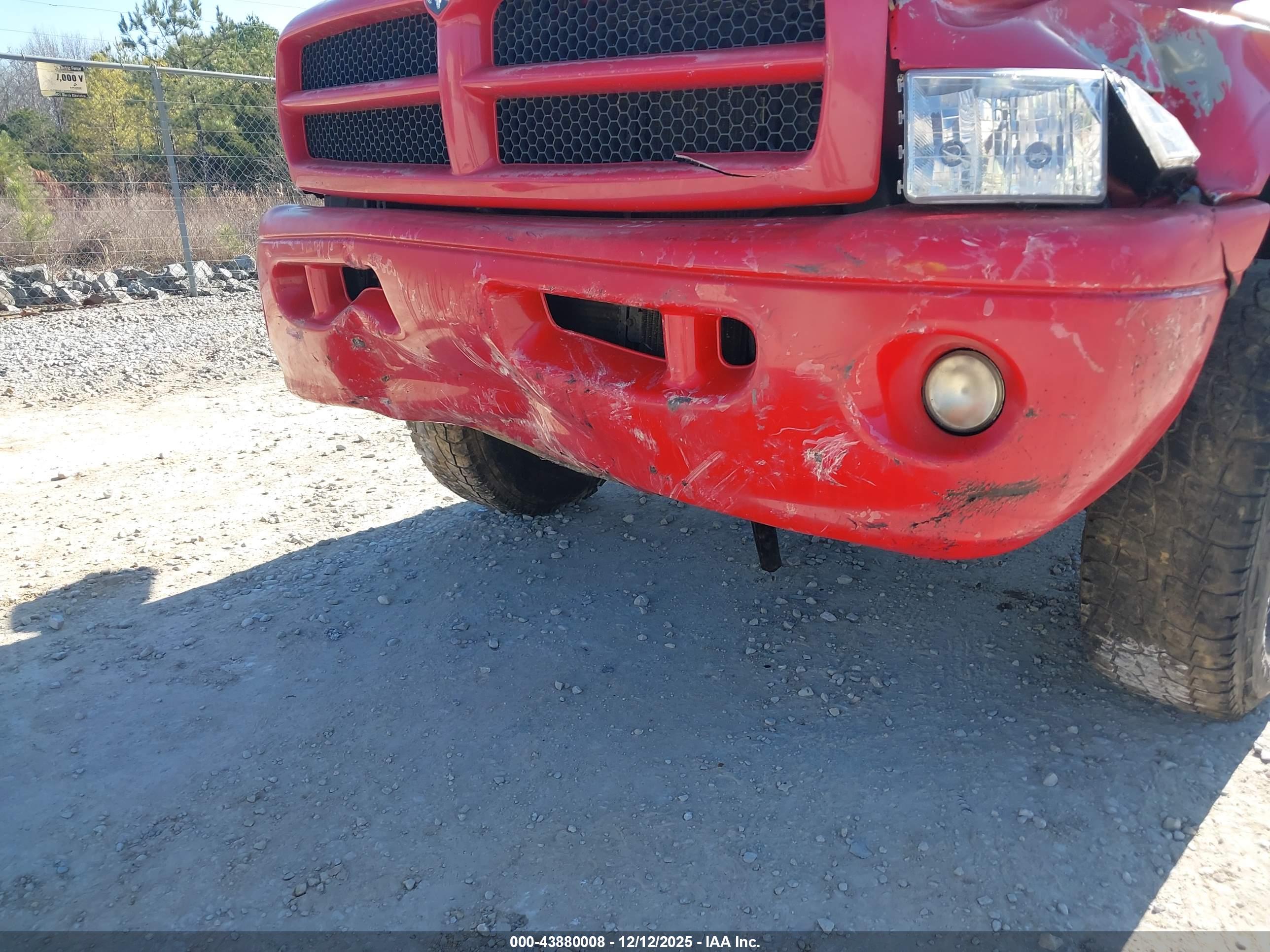 DODGE RAM image 6