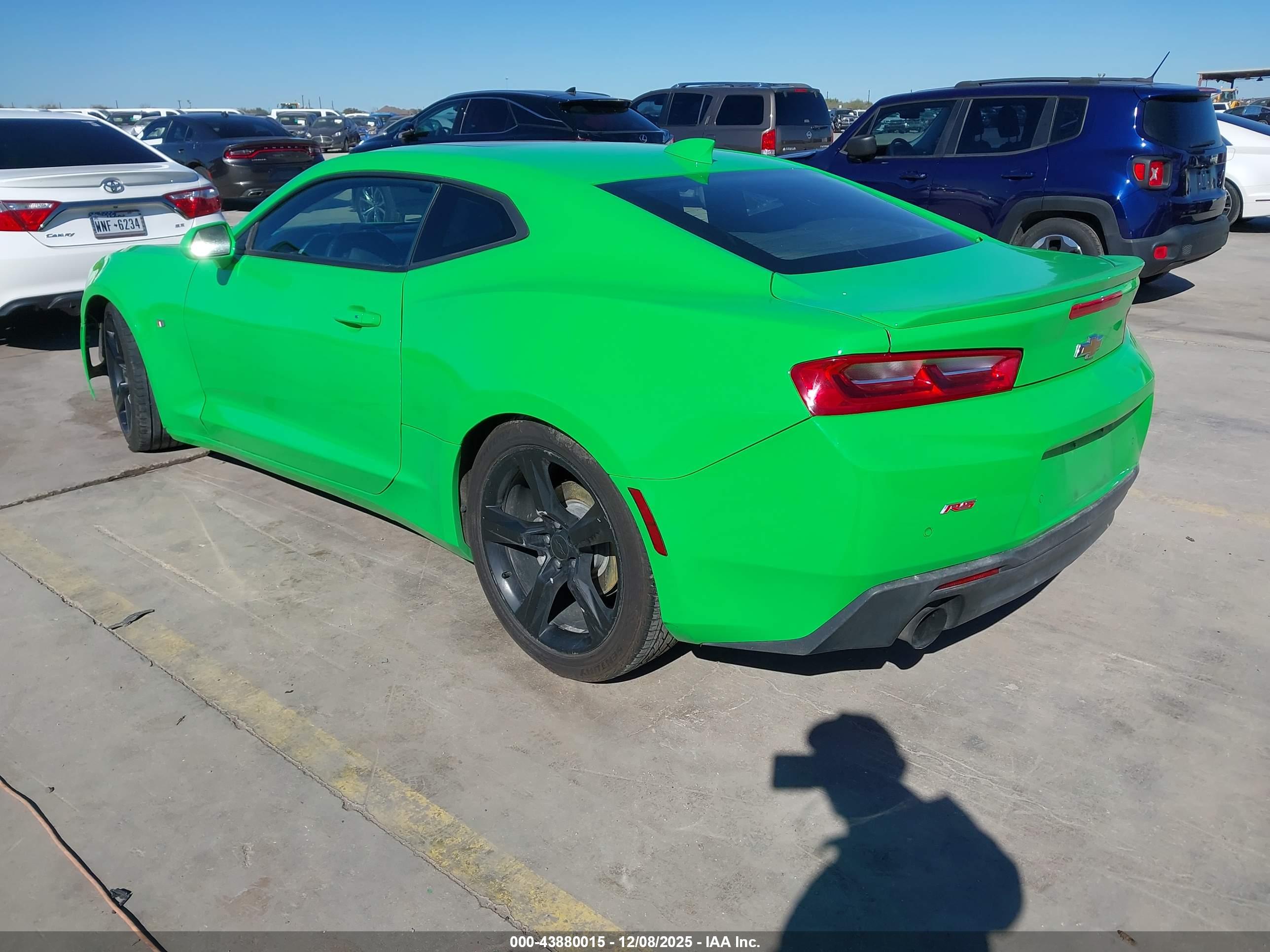 CHEVROLET CAMARO image 3