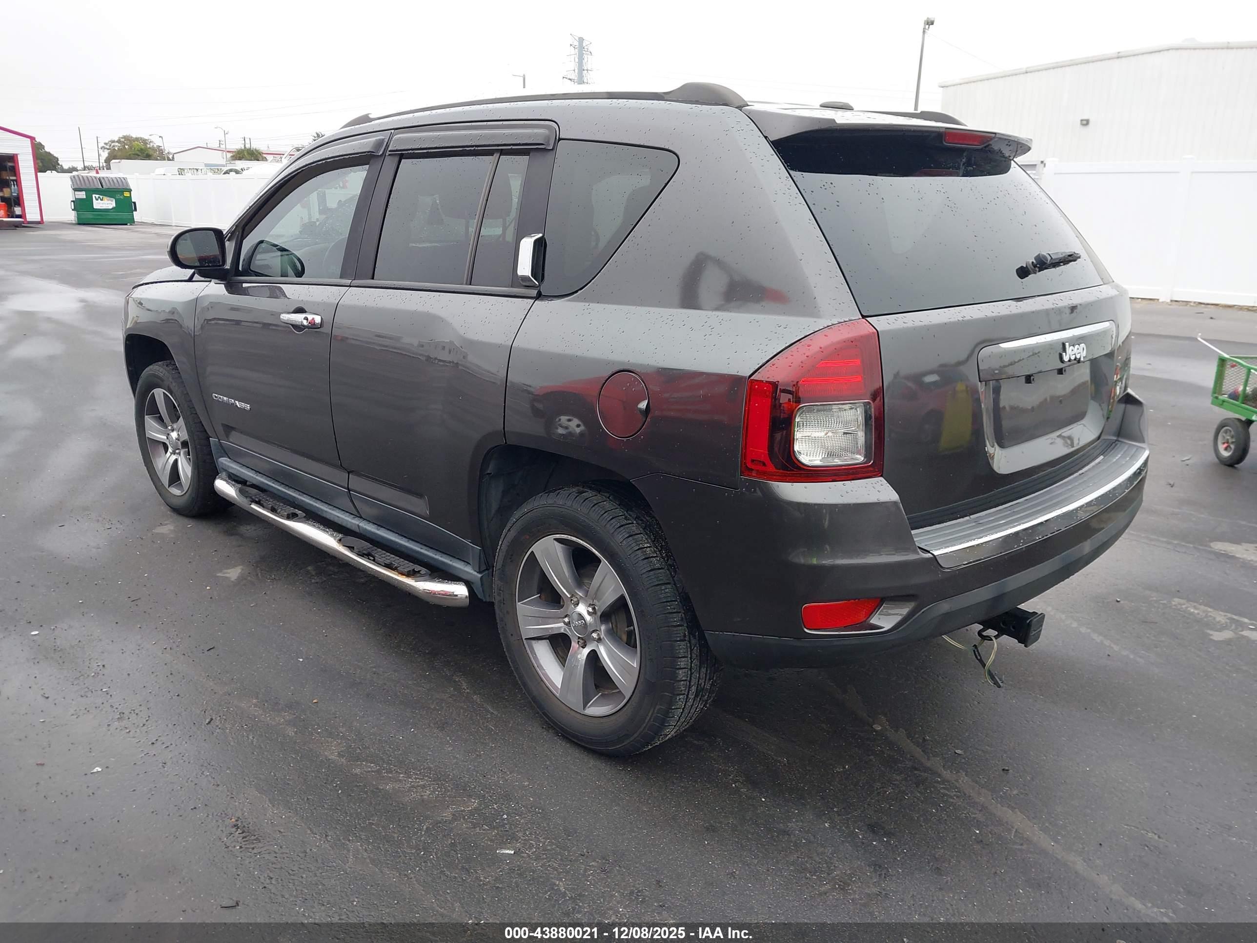 JEEP COMPASS image 3