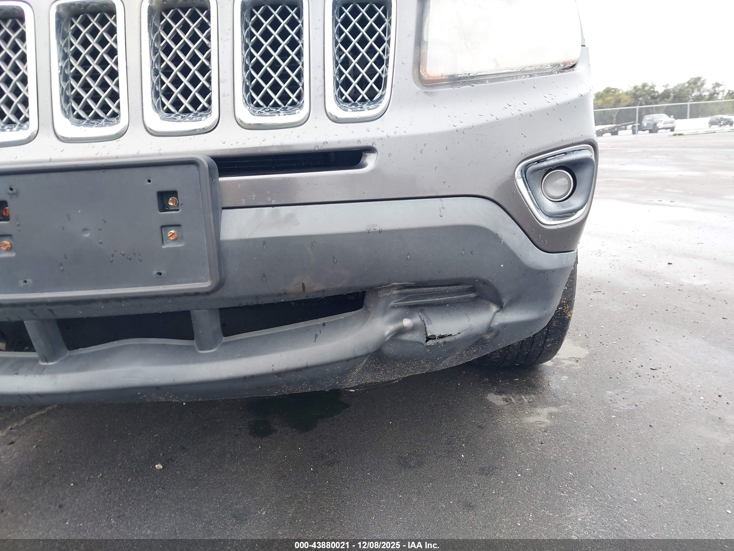 JEEP COMPASS image 6