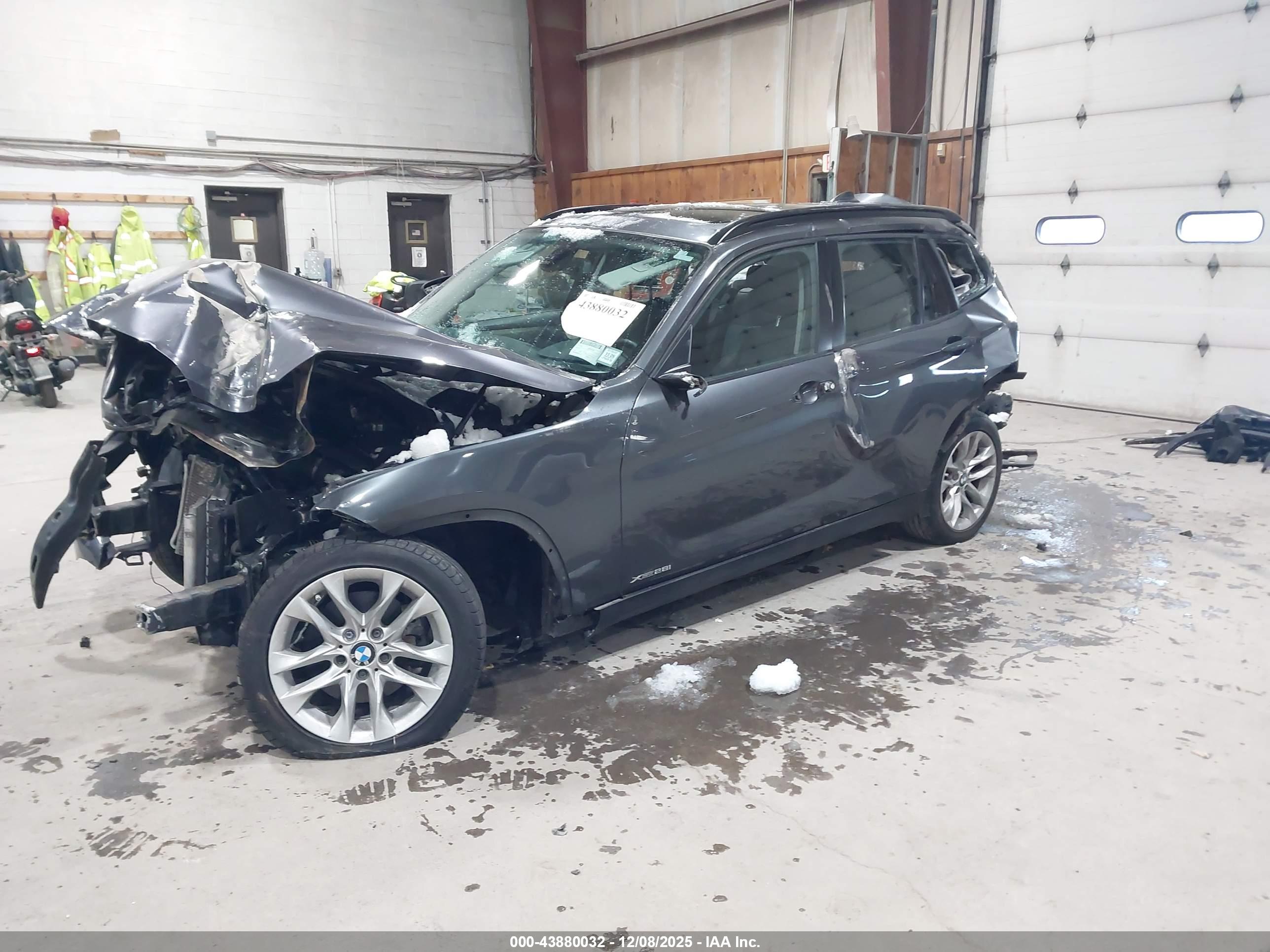 BMW X1 image 2