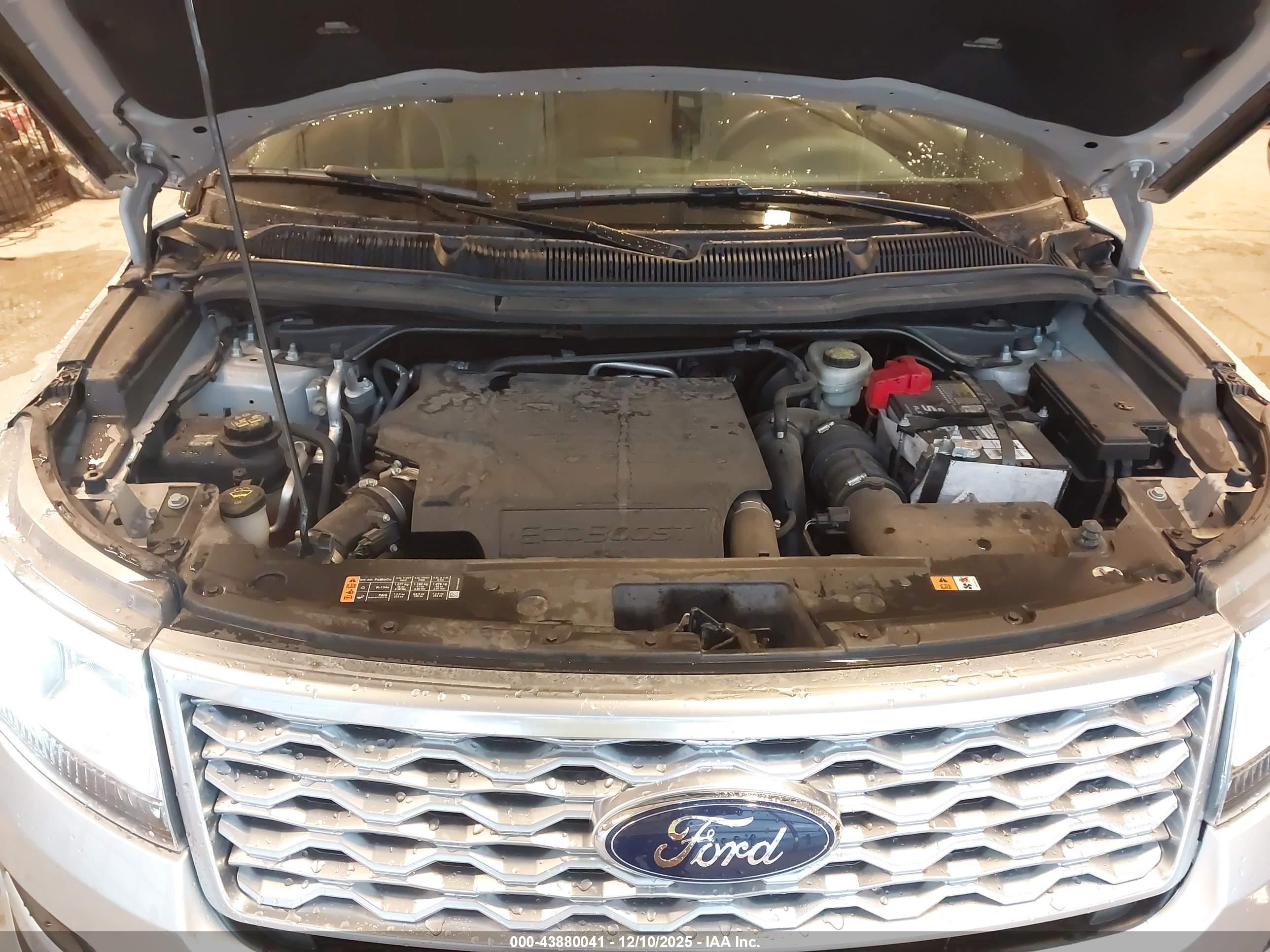 FORD EXPLORER image 10