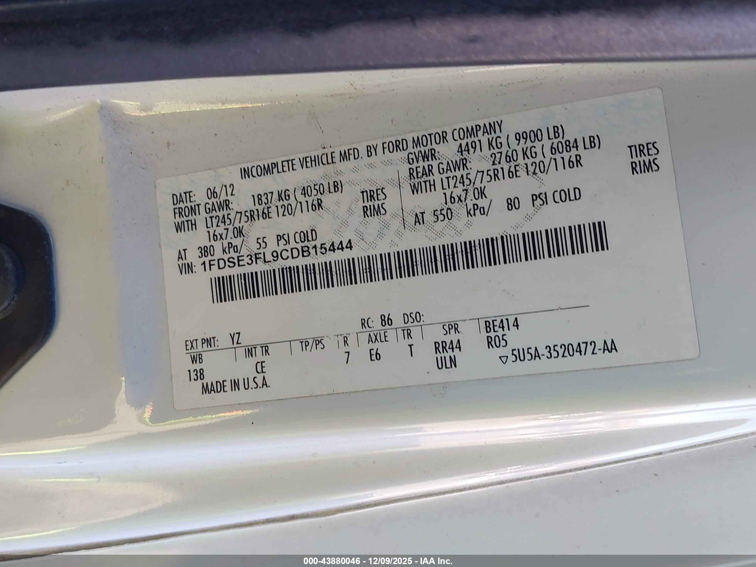 FORD E-350 image 9
