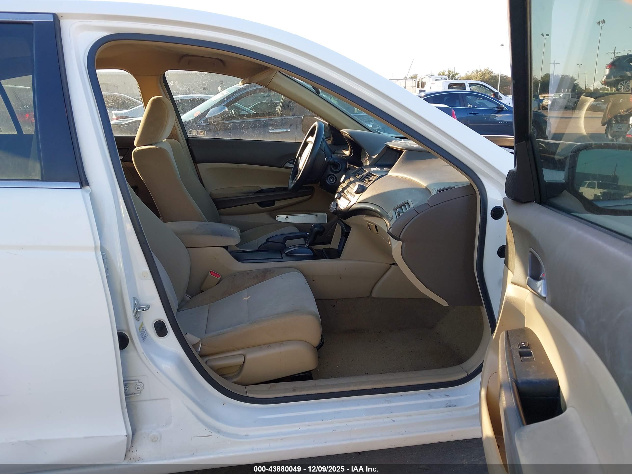 HONDA ACCORD image 5