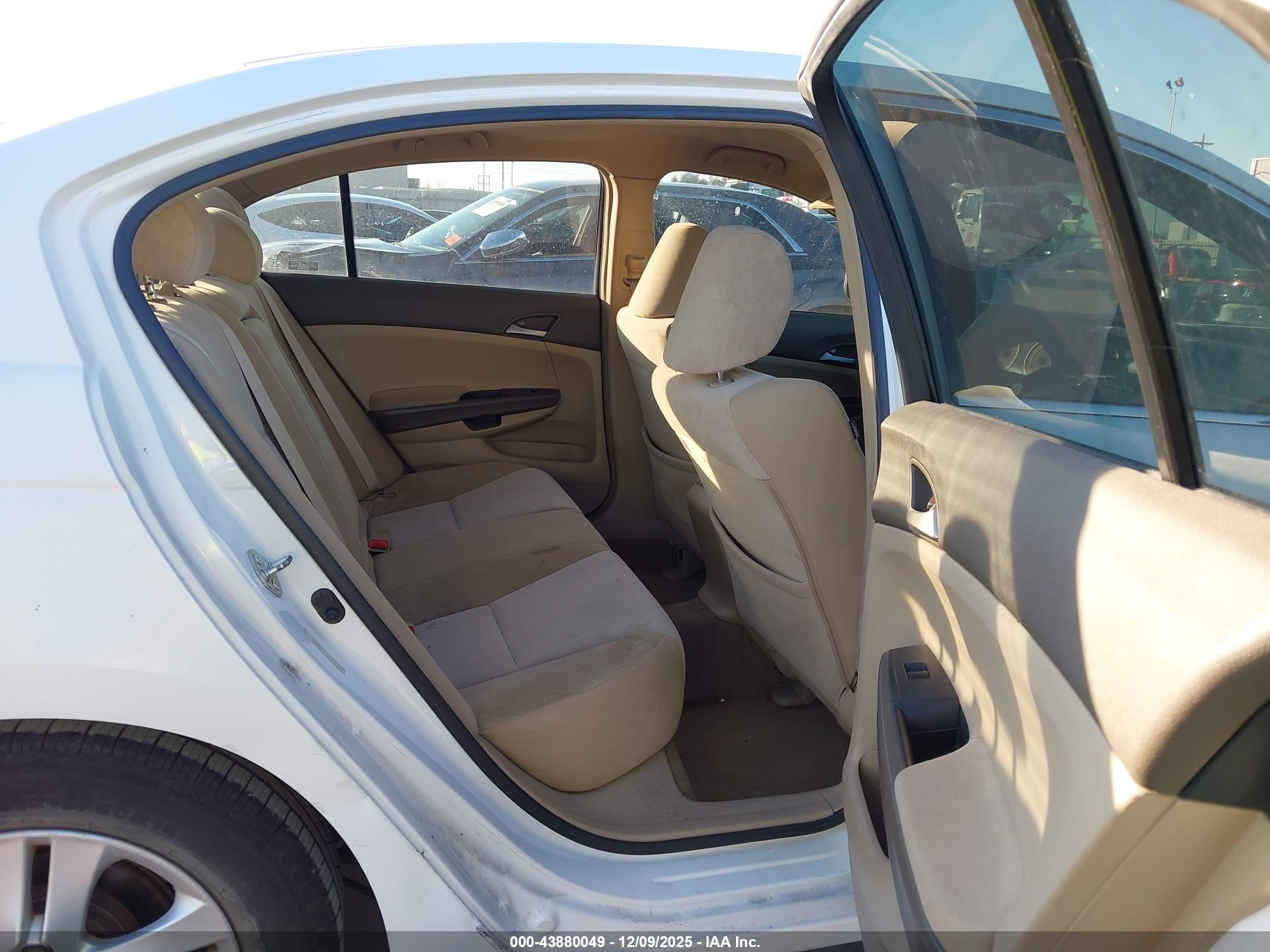 HONDA ACCORD image 8