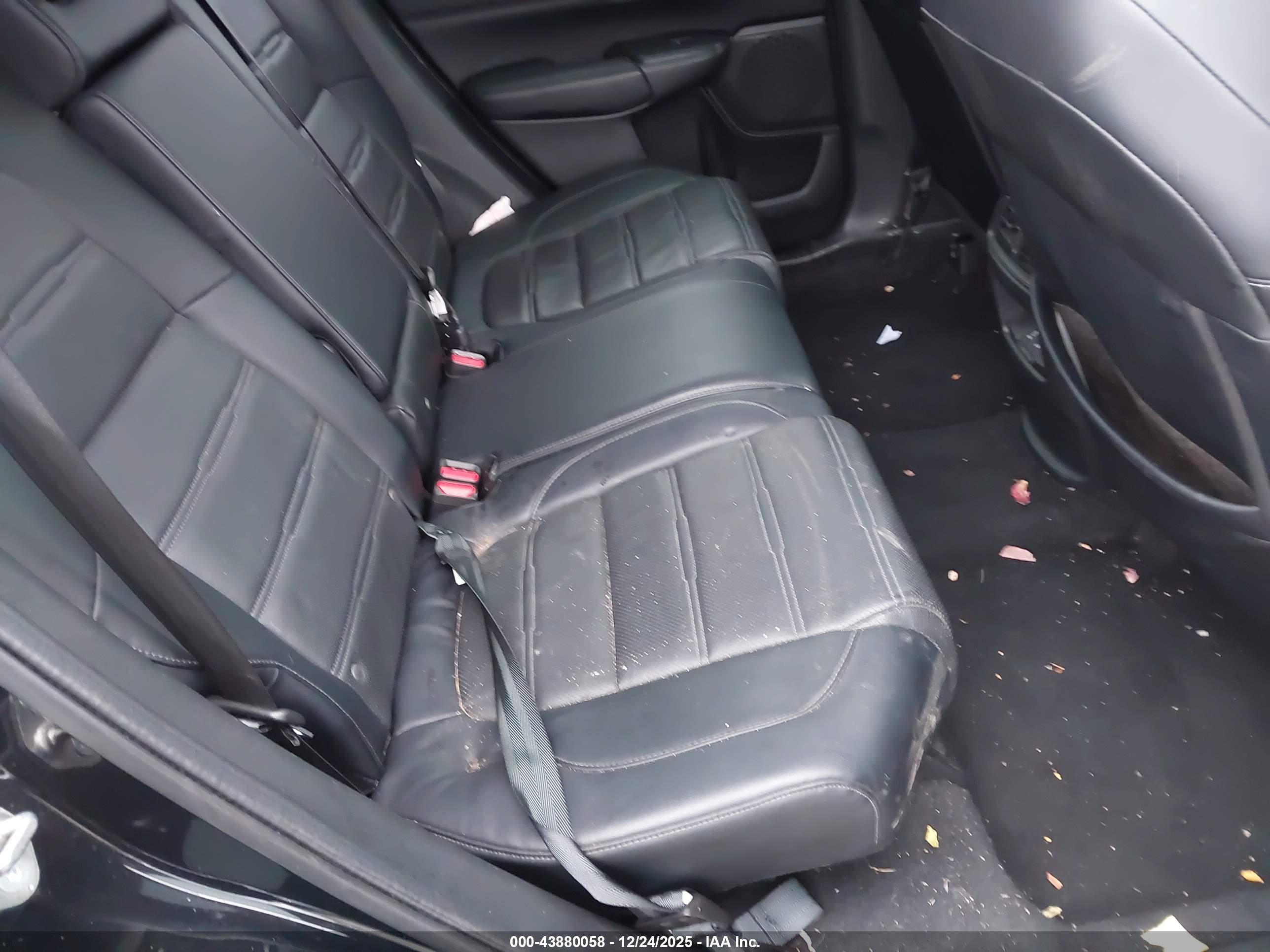 HONDA CR-V image 8