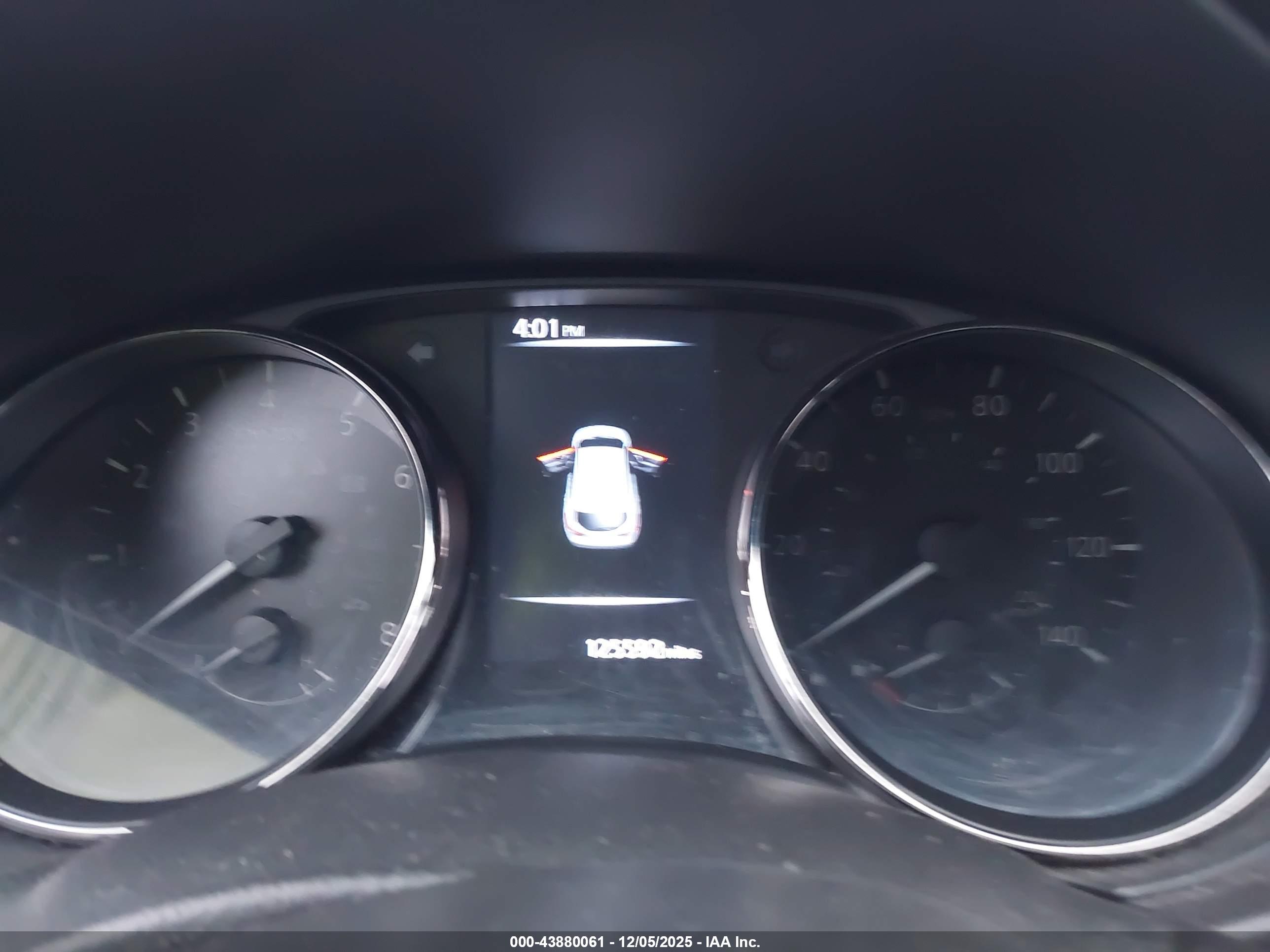 NISSAN ROGUE image 7