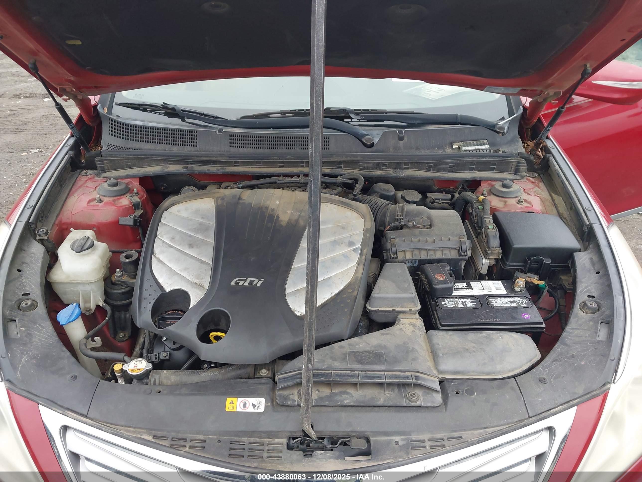HYUNDAI AZERA image 10
