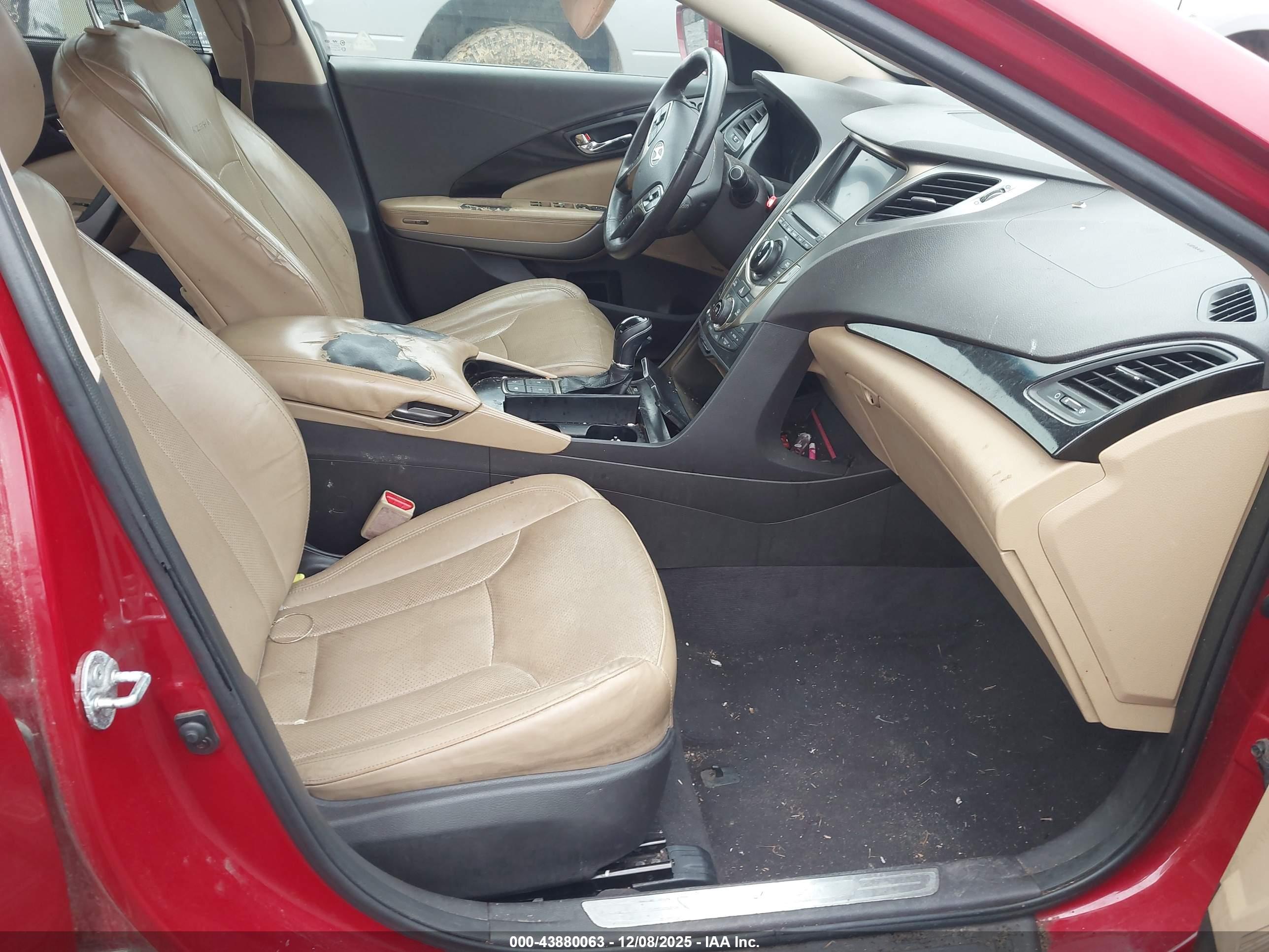 HYUNDAI AZERA image 5
