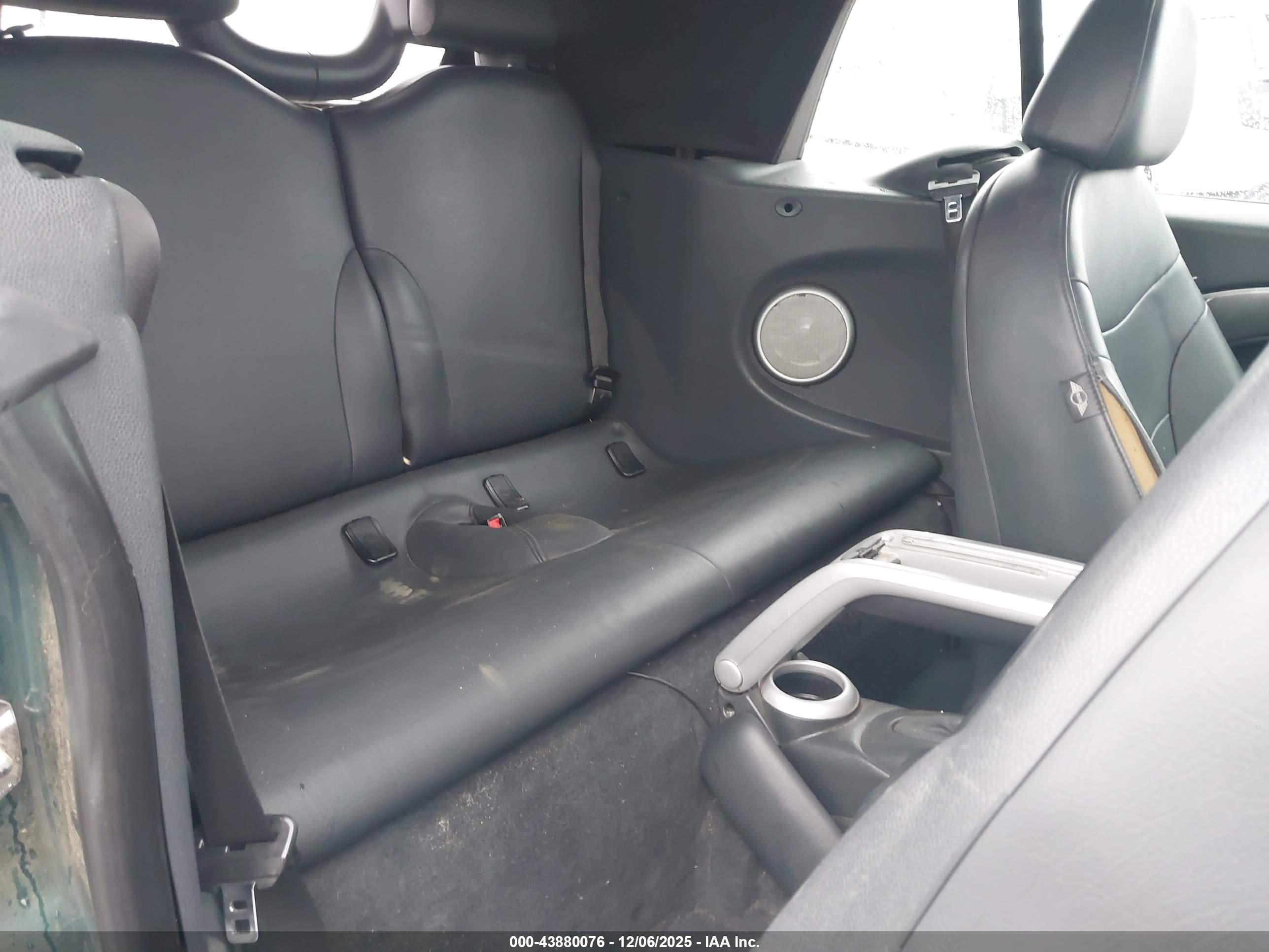 MINI COOPER image 8