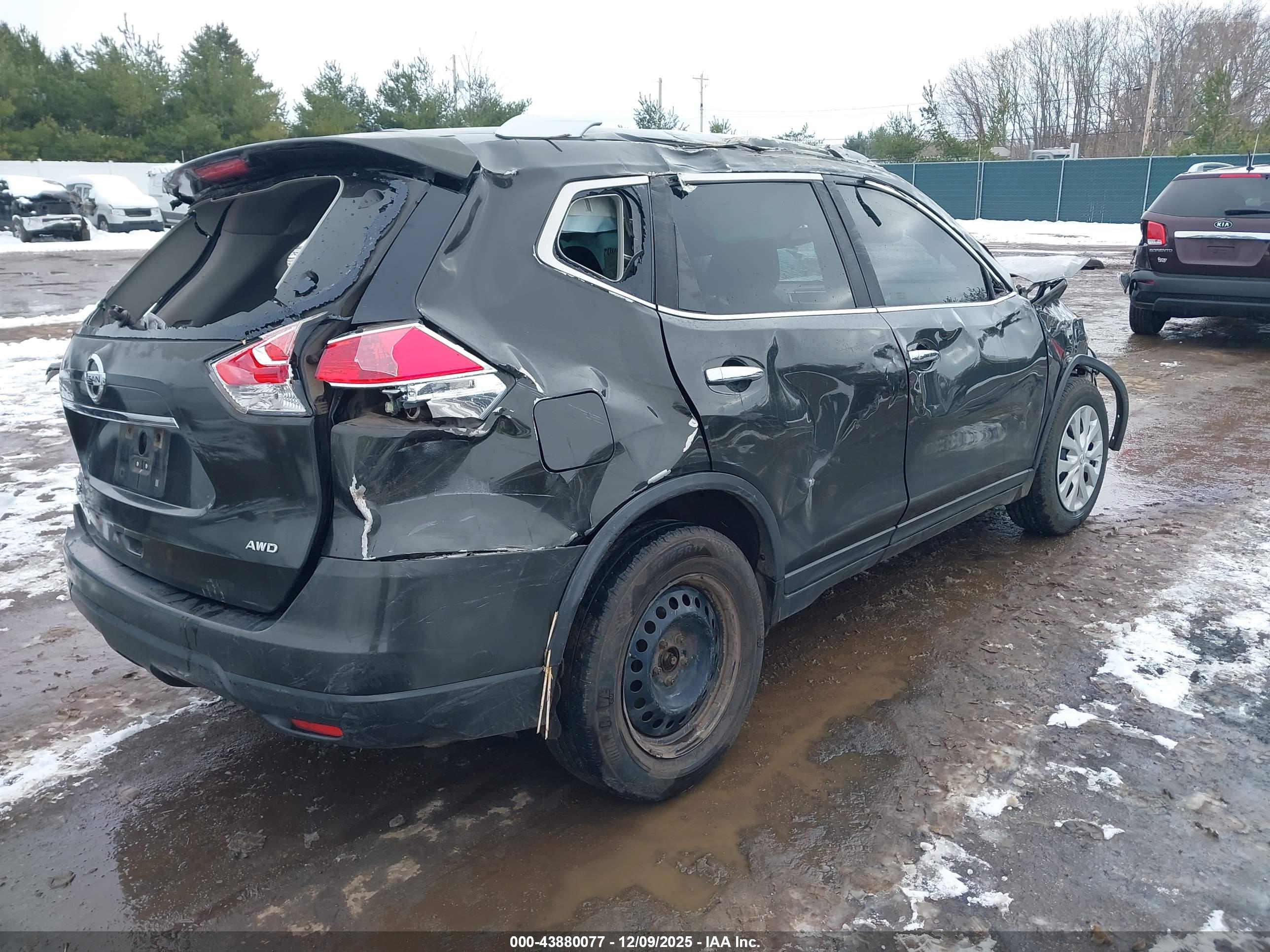 NISSAN ROGUE image 4