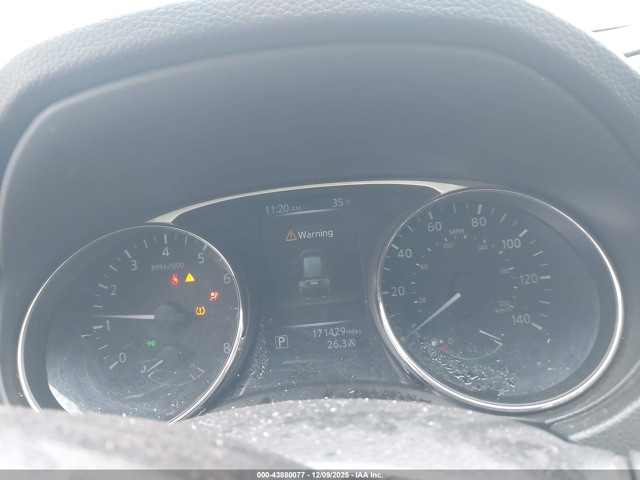 NISSAN ROGUE image 7